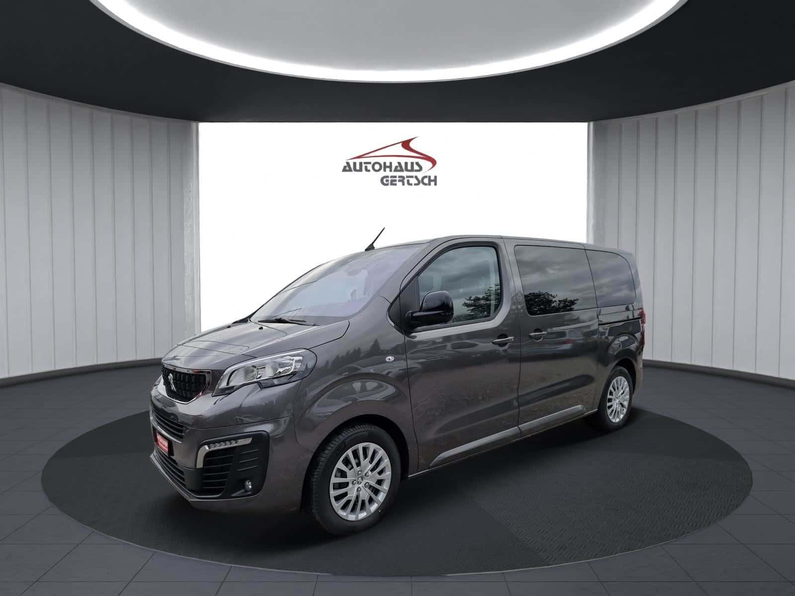 Peugeot Traveller