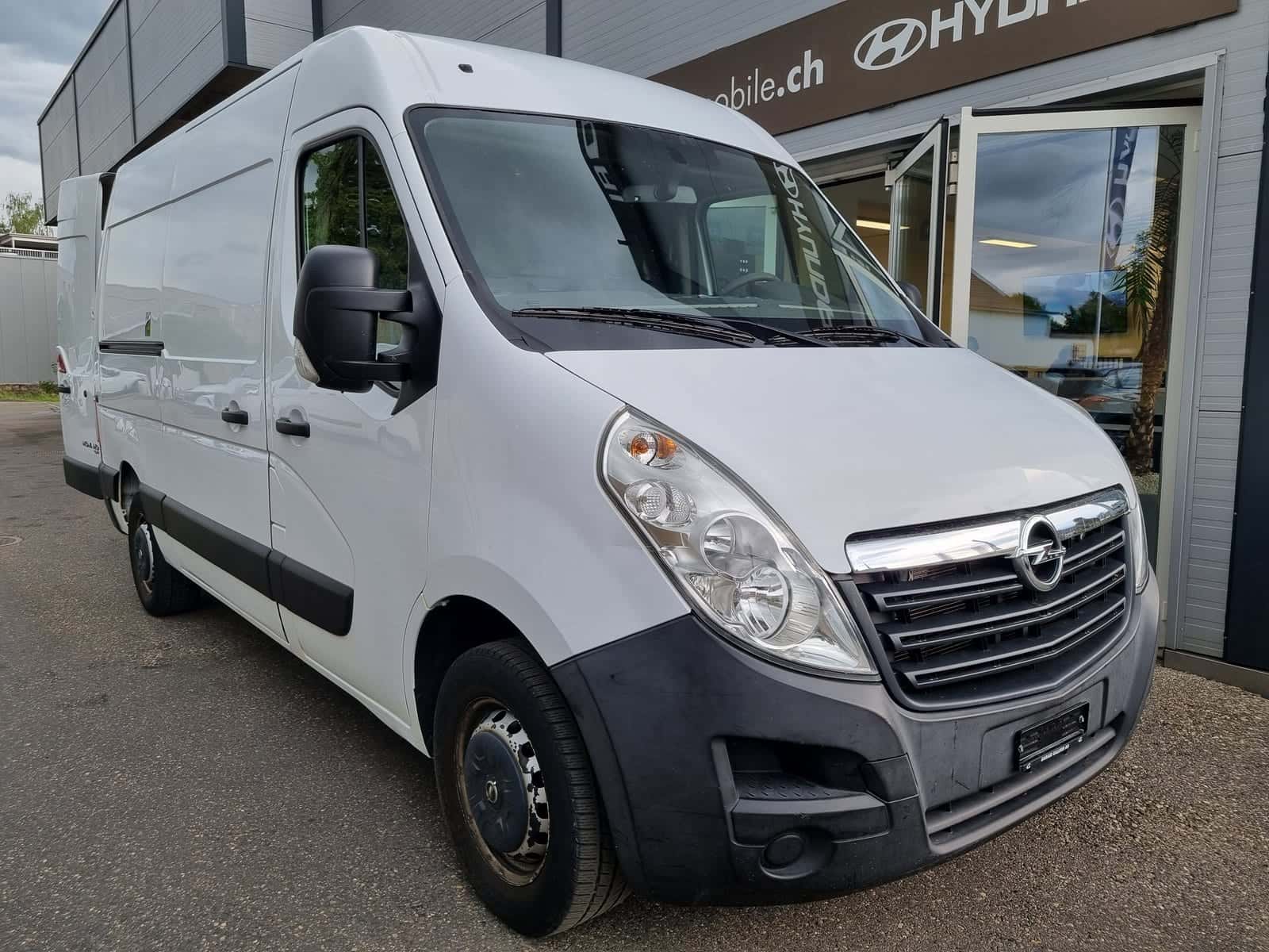 Opel Movano