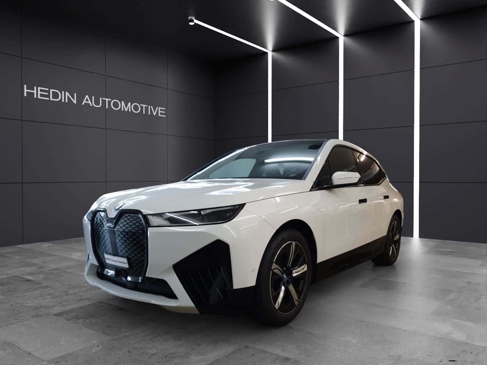 BMW iX