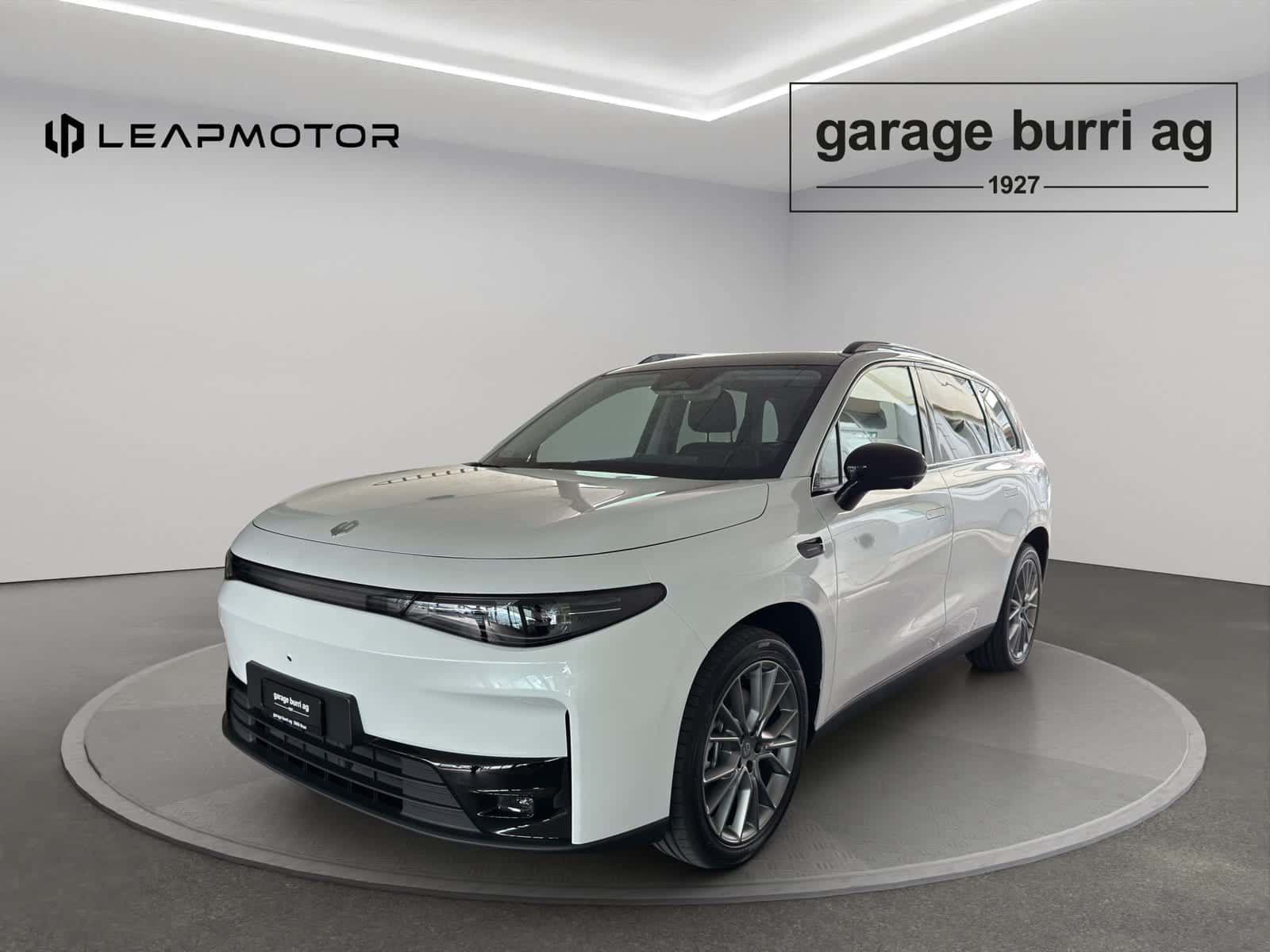 Leapmotor C10