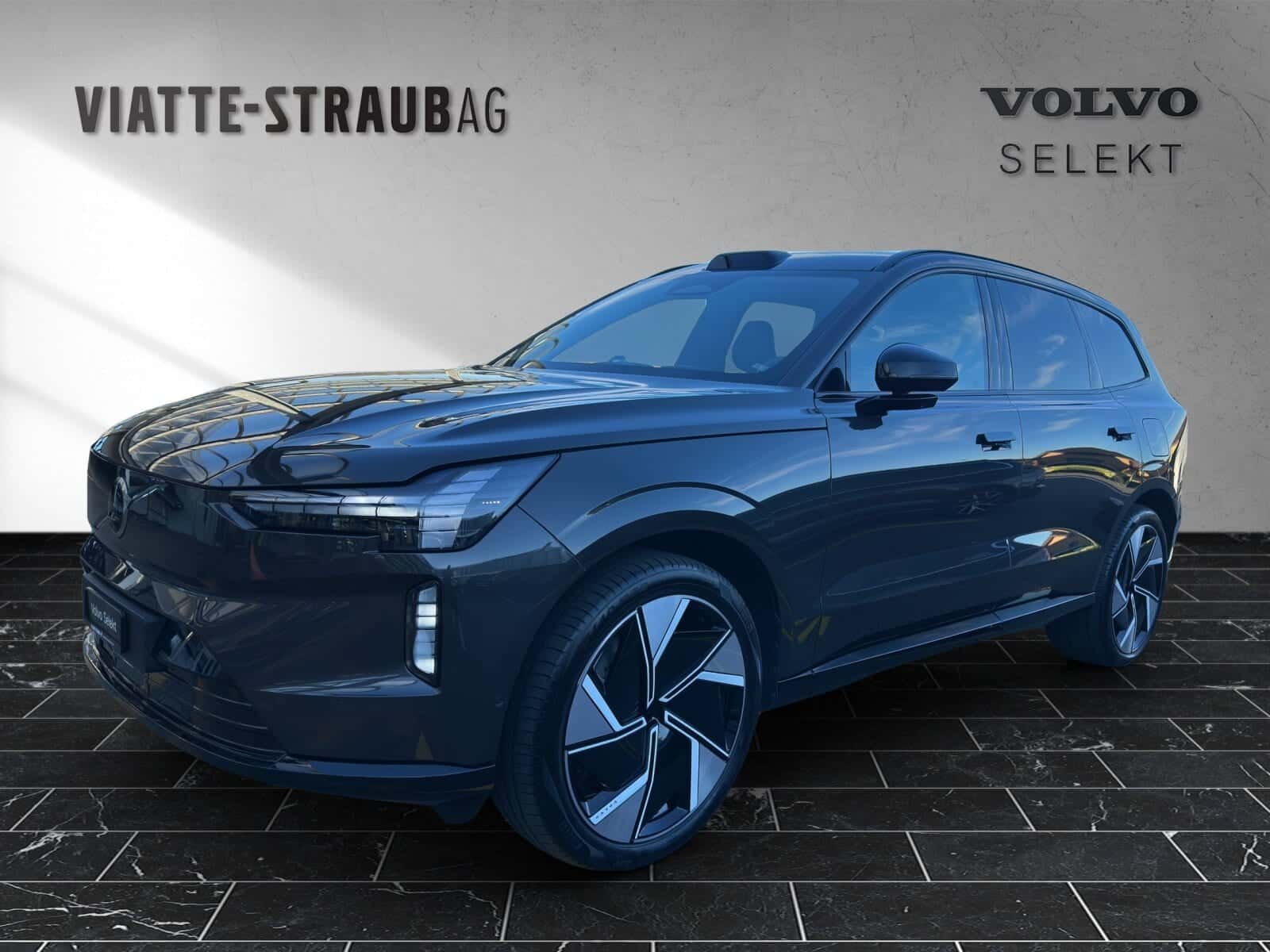 Volvo EX90