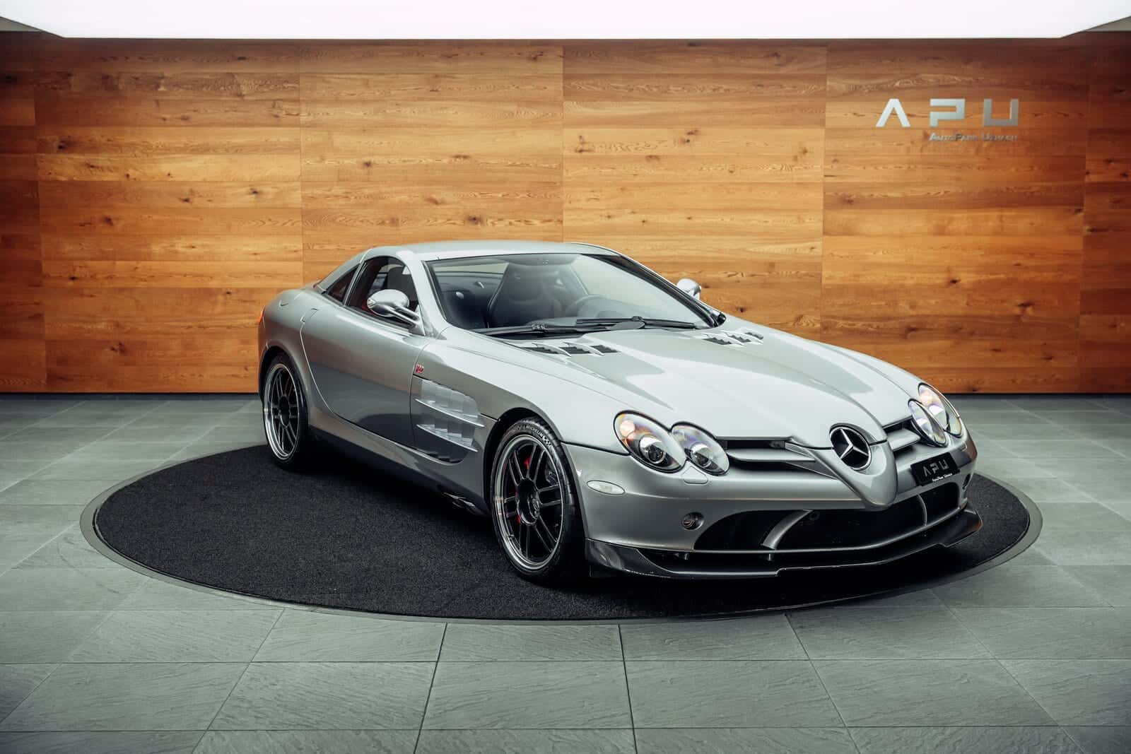 Mercedes-Benz SLR