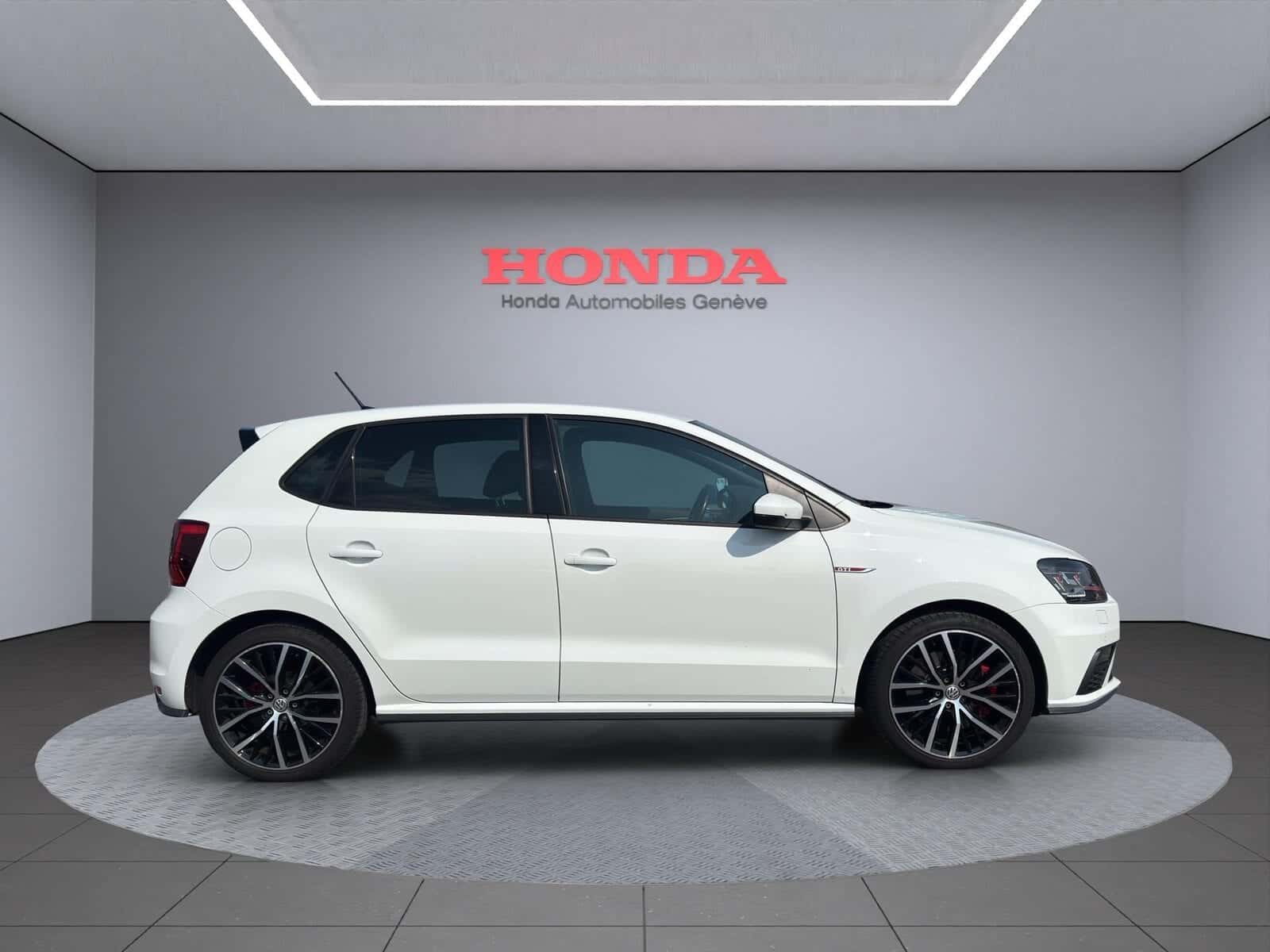 VW Polo