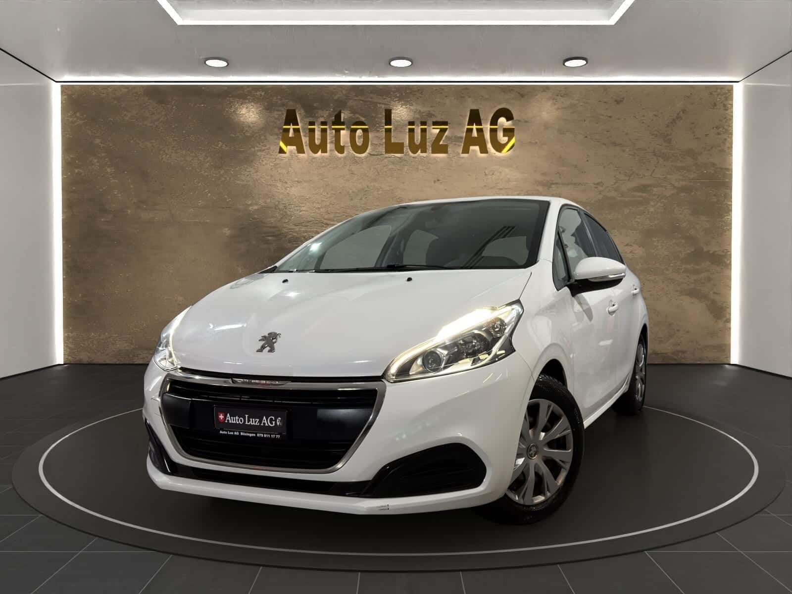Peugeot 208