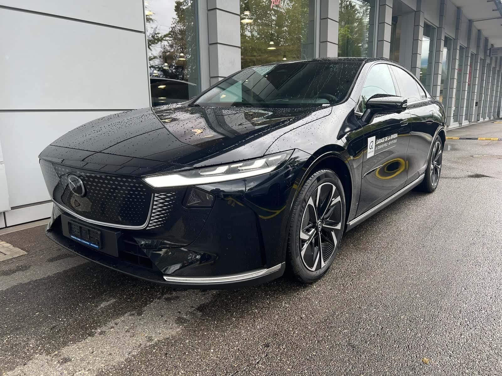 Mazda 6e