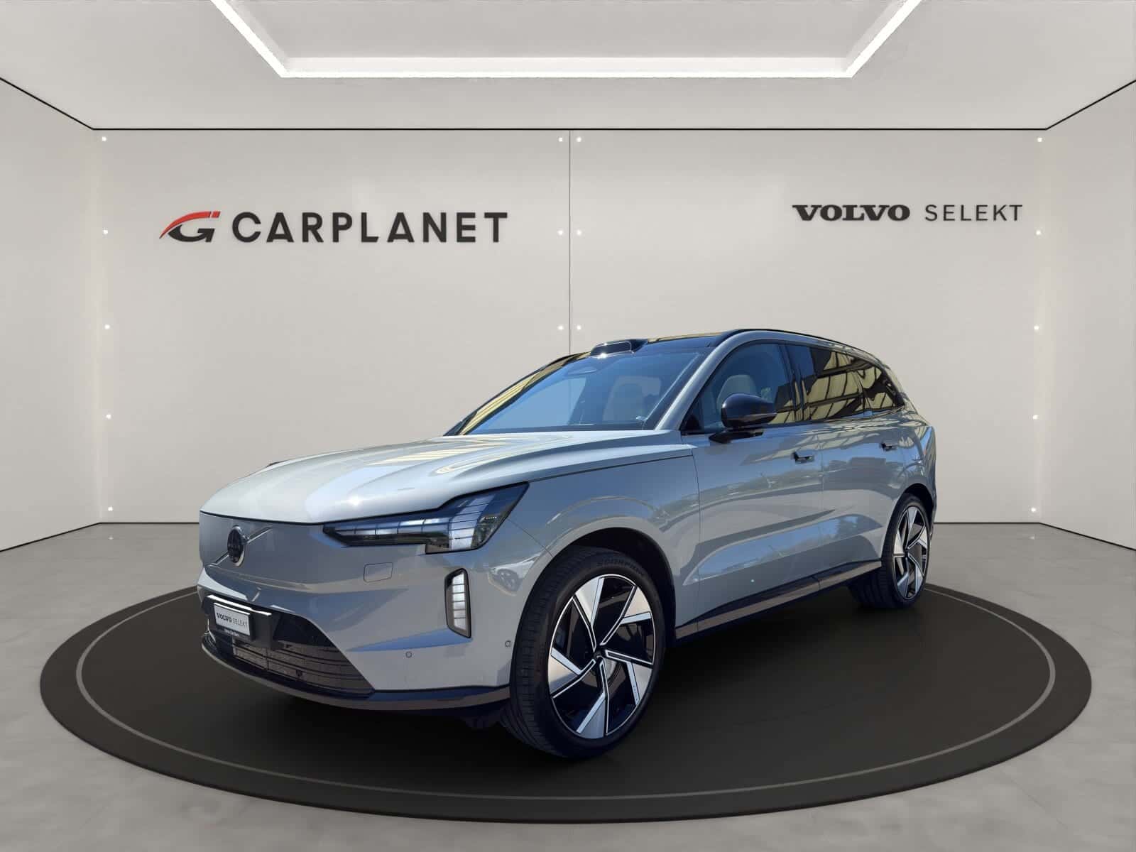 Volvo EX90