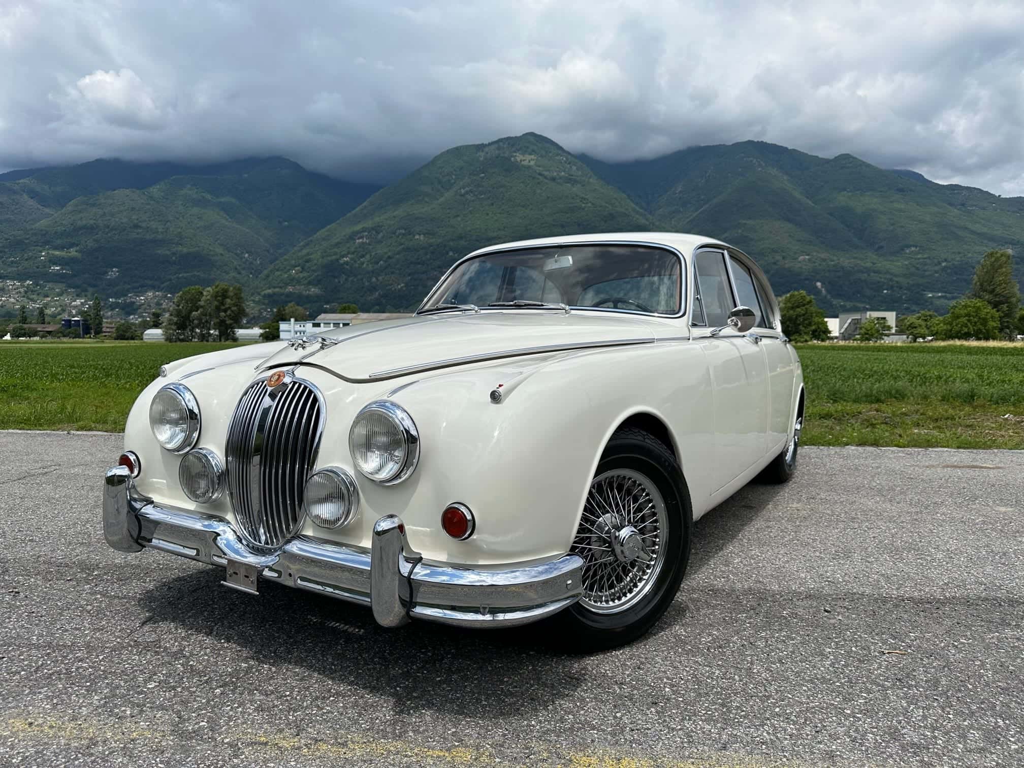 Jaguar MK 2
