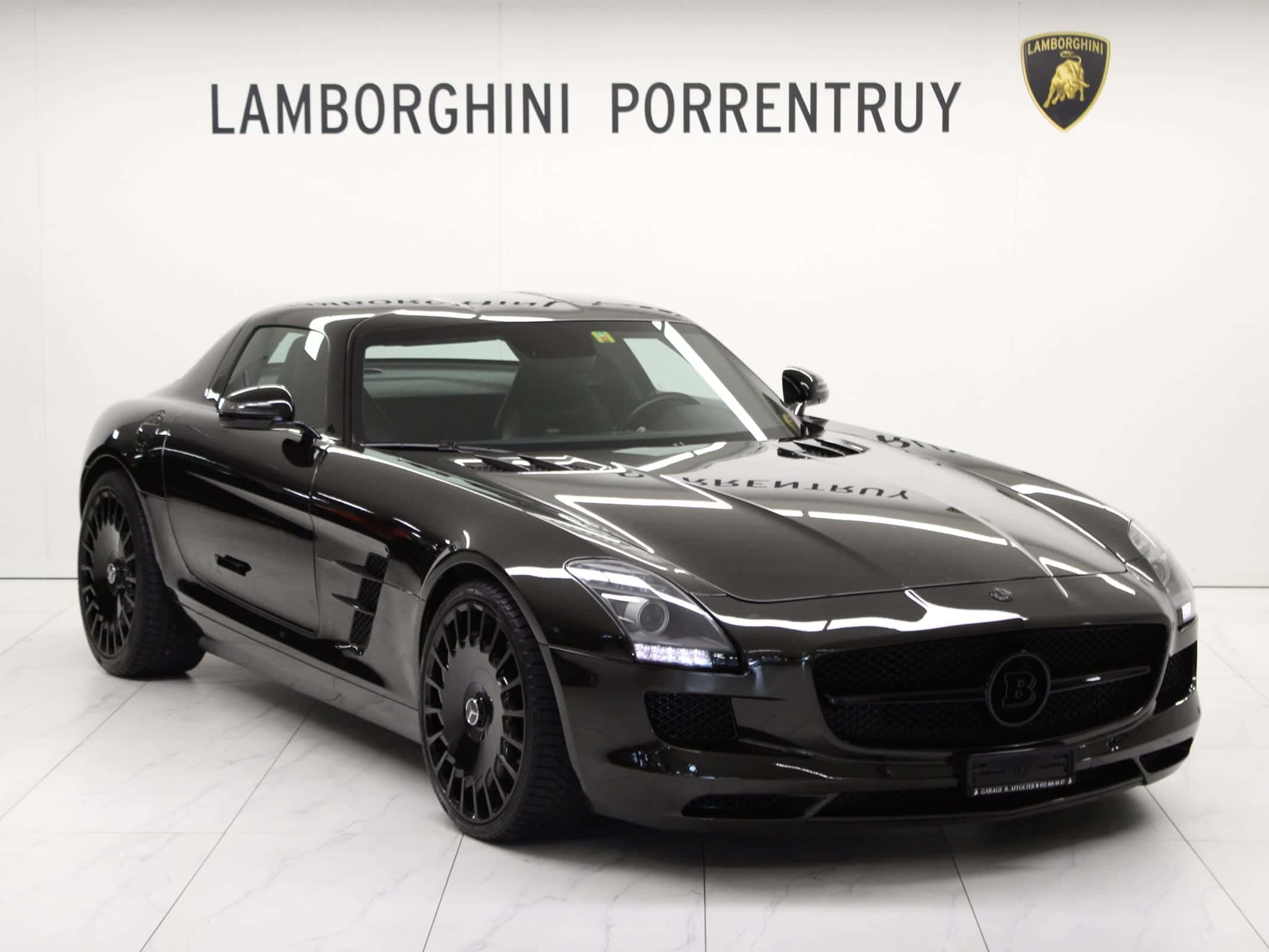Mercedes-Benz SLS