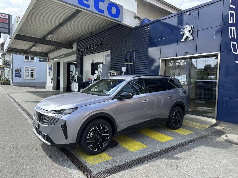 Peugeot 5008