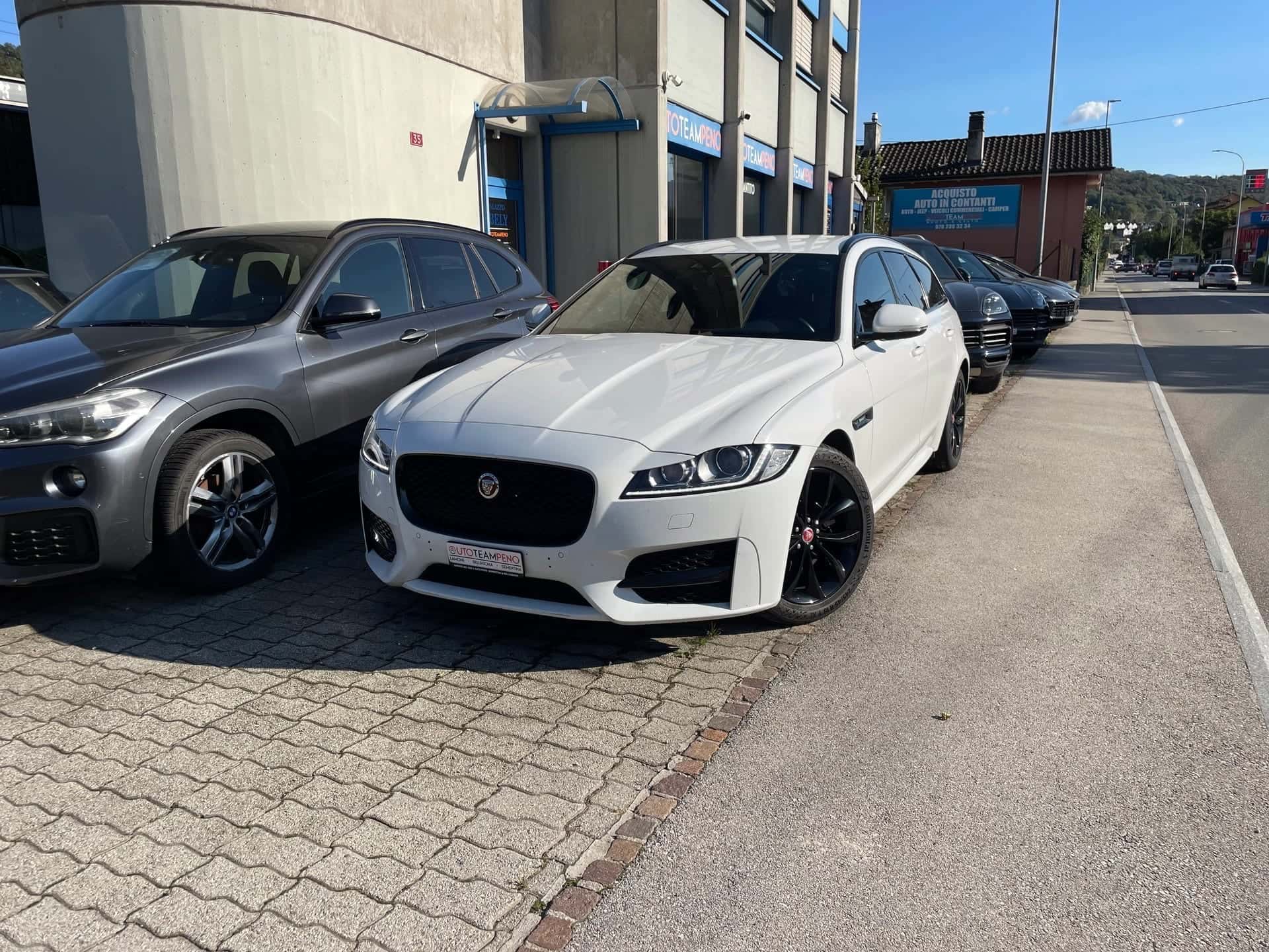 Jaguar XF