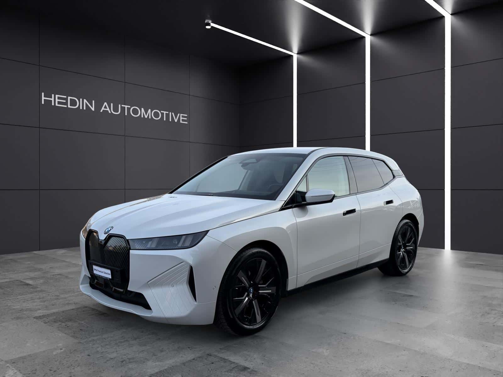 BMW iX