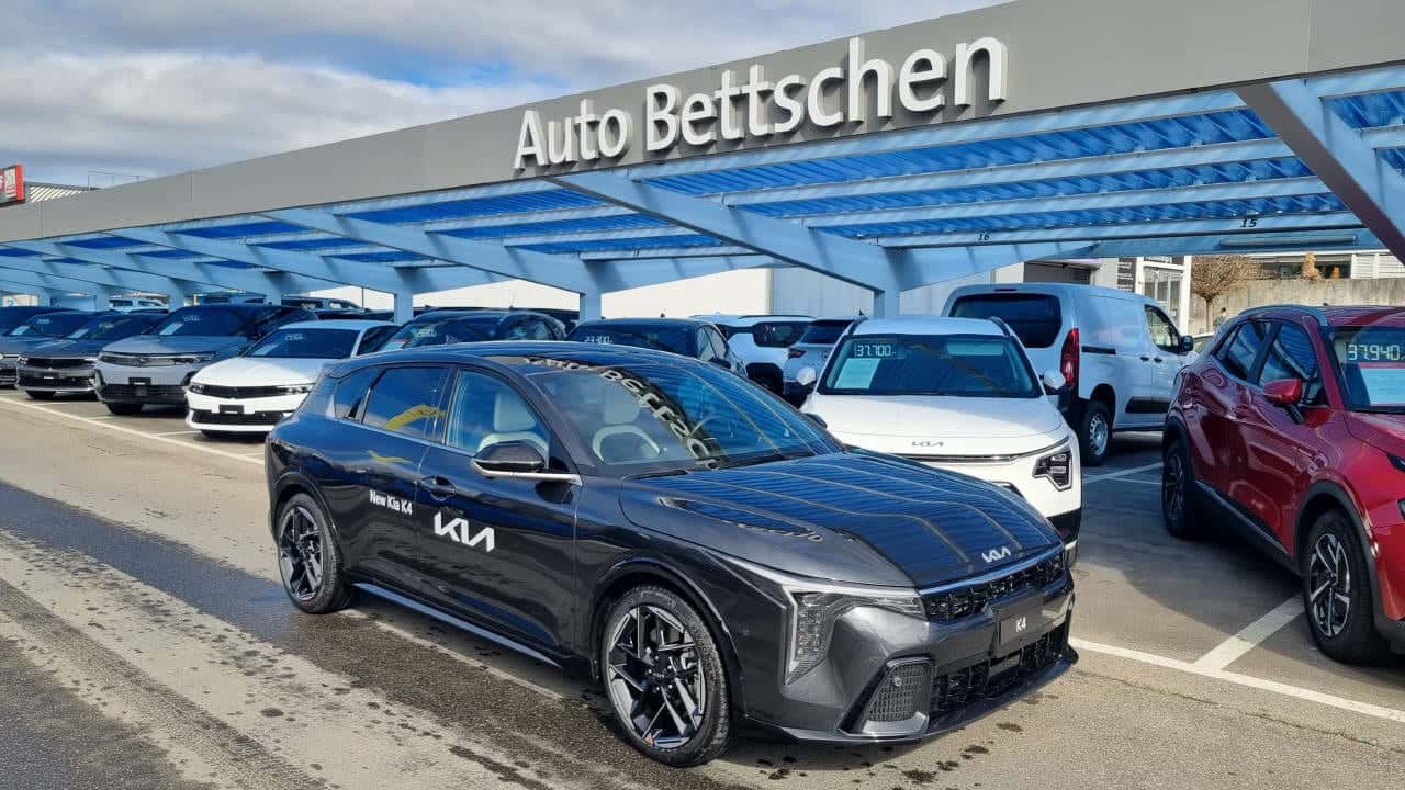 Kia K4
