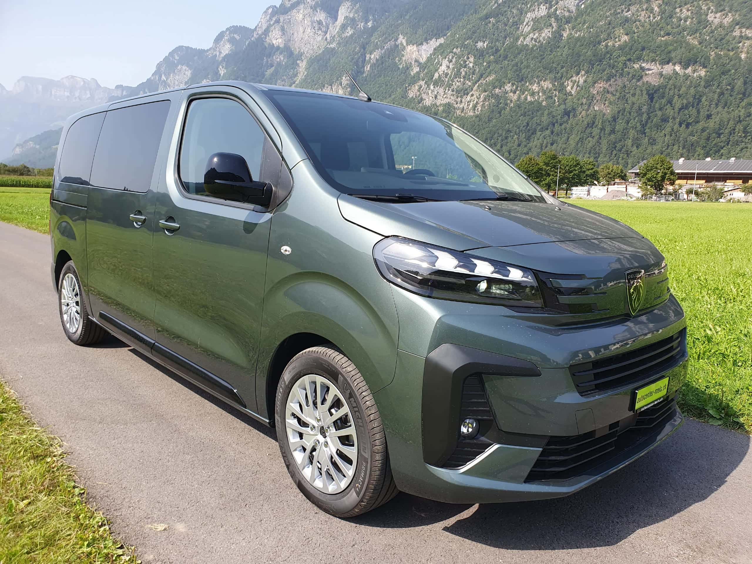 Peugeot Traveller