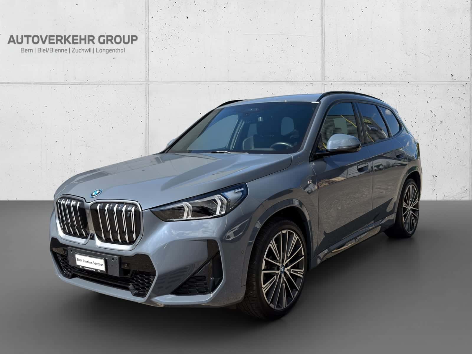 BMW iX1