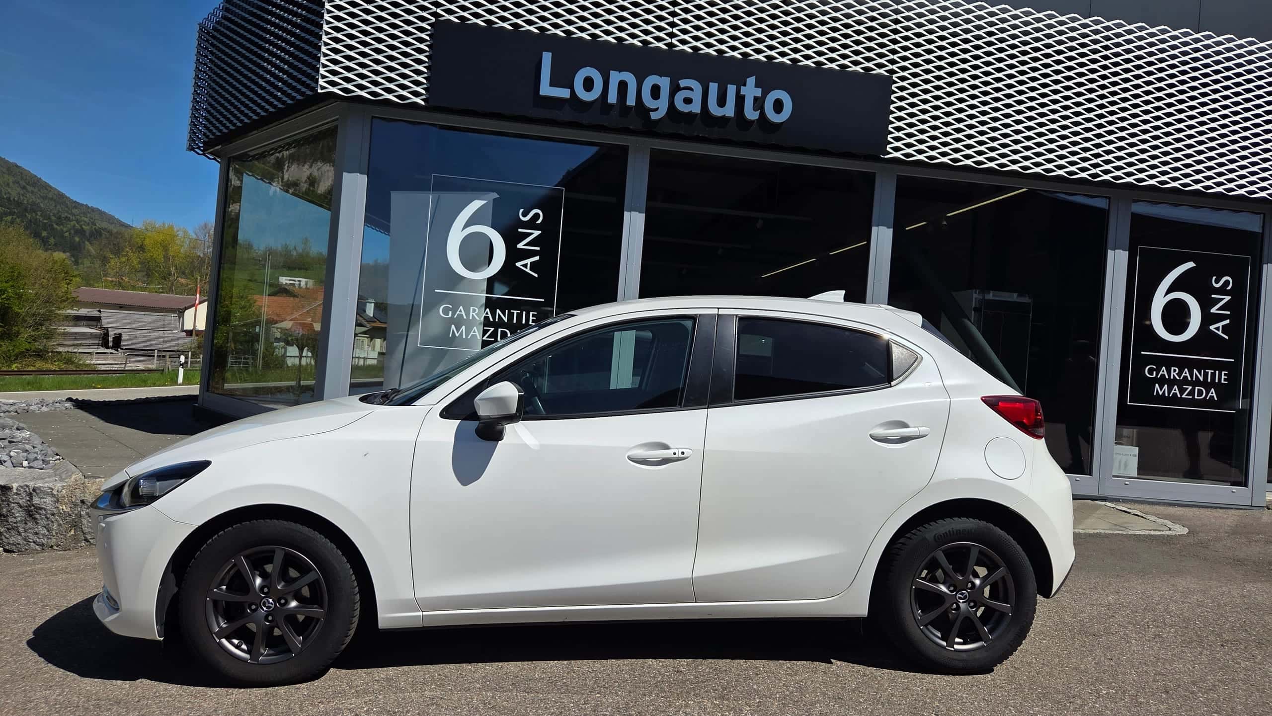 Mazda 2