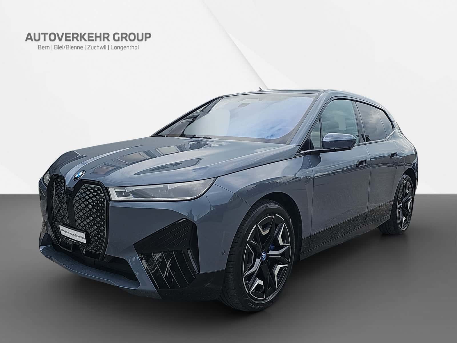 BMW iX