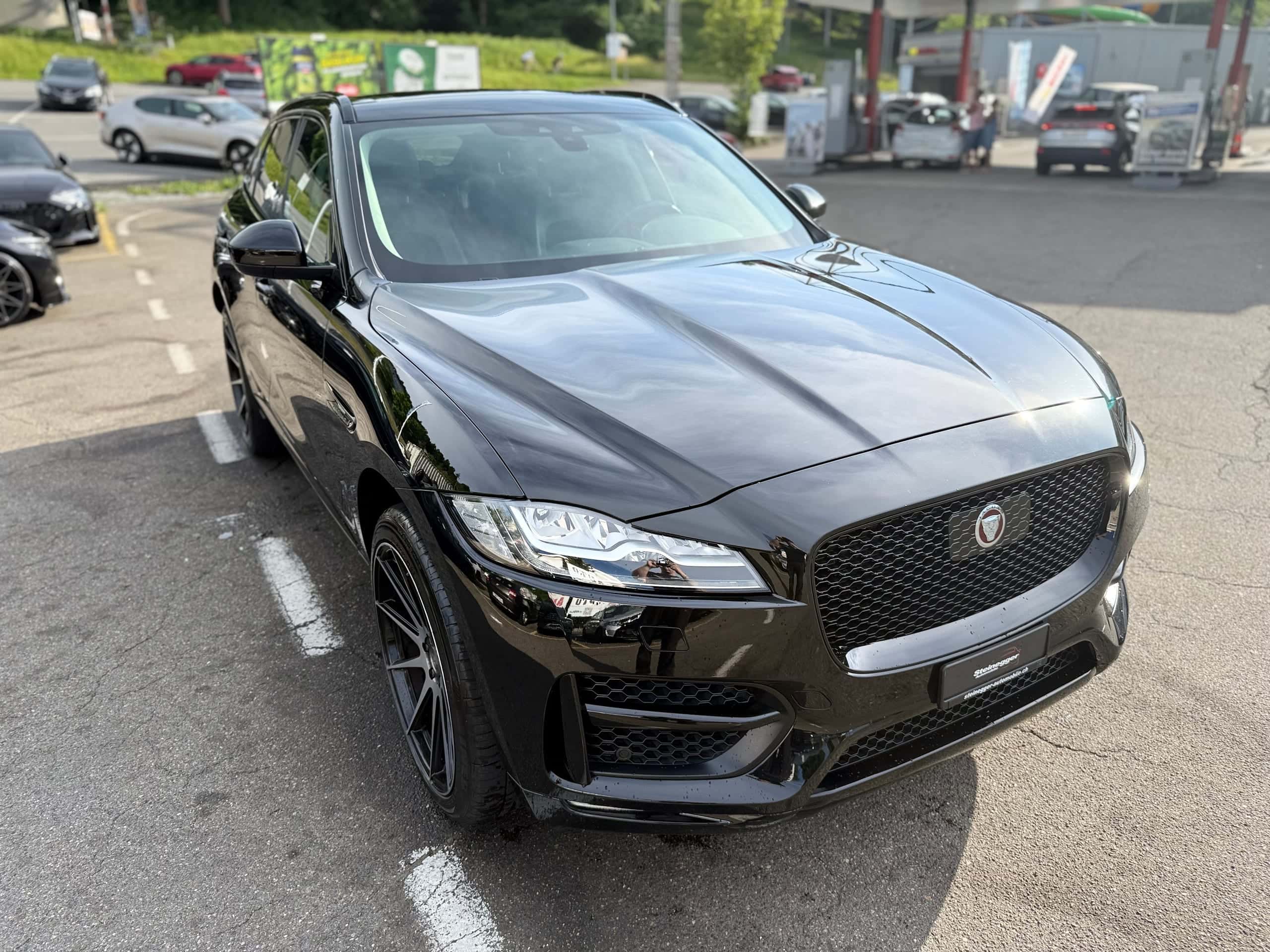 Jaguar F-Pace