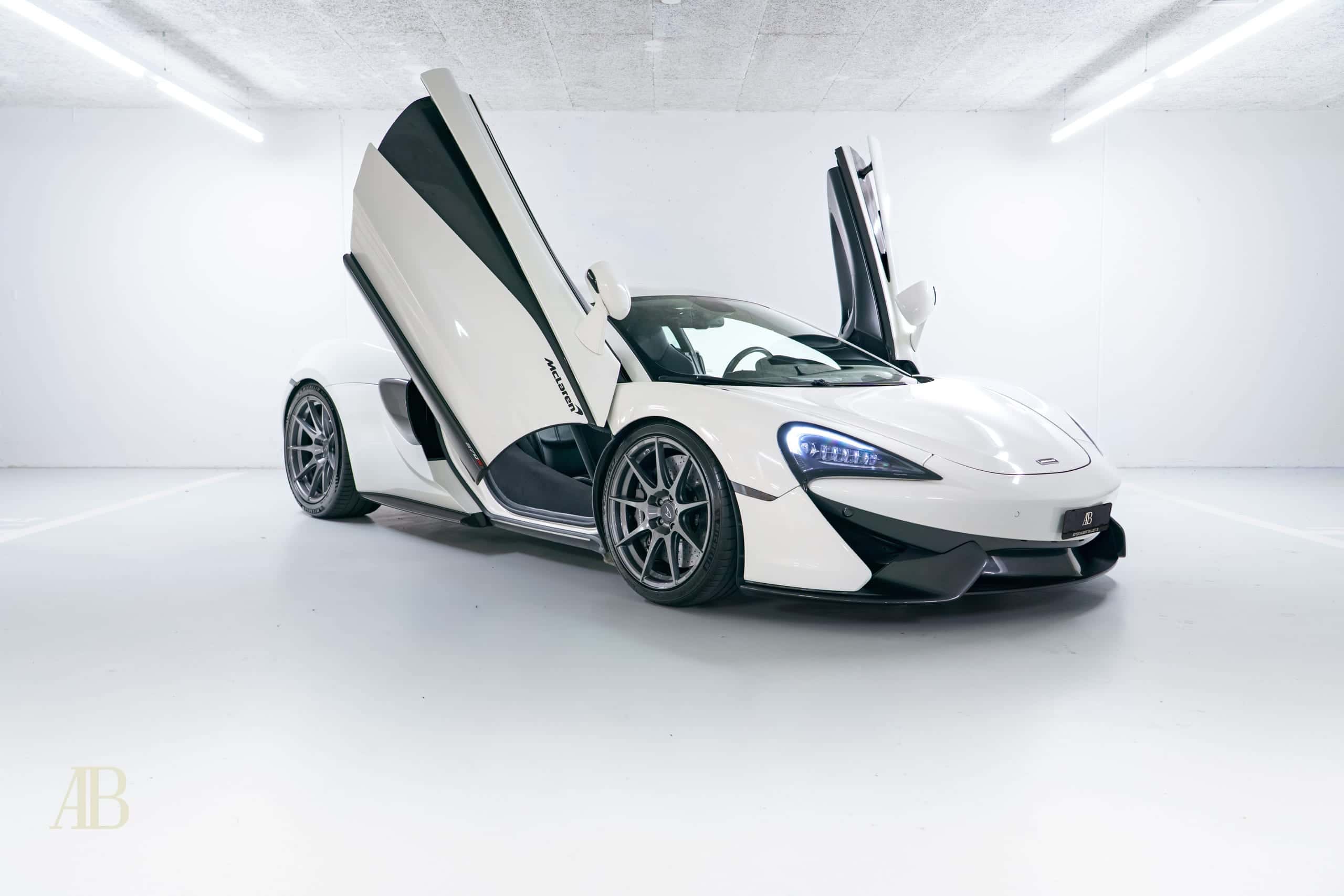 McLaren 570S
