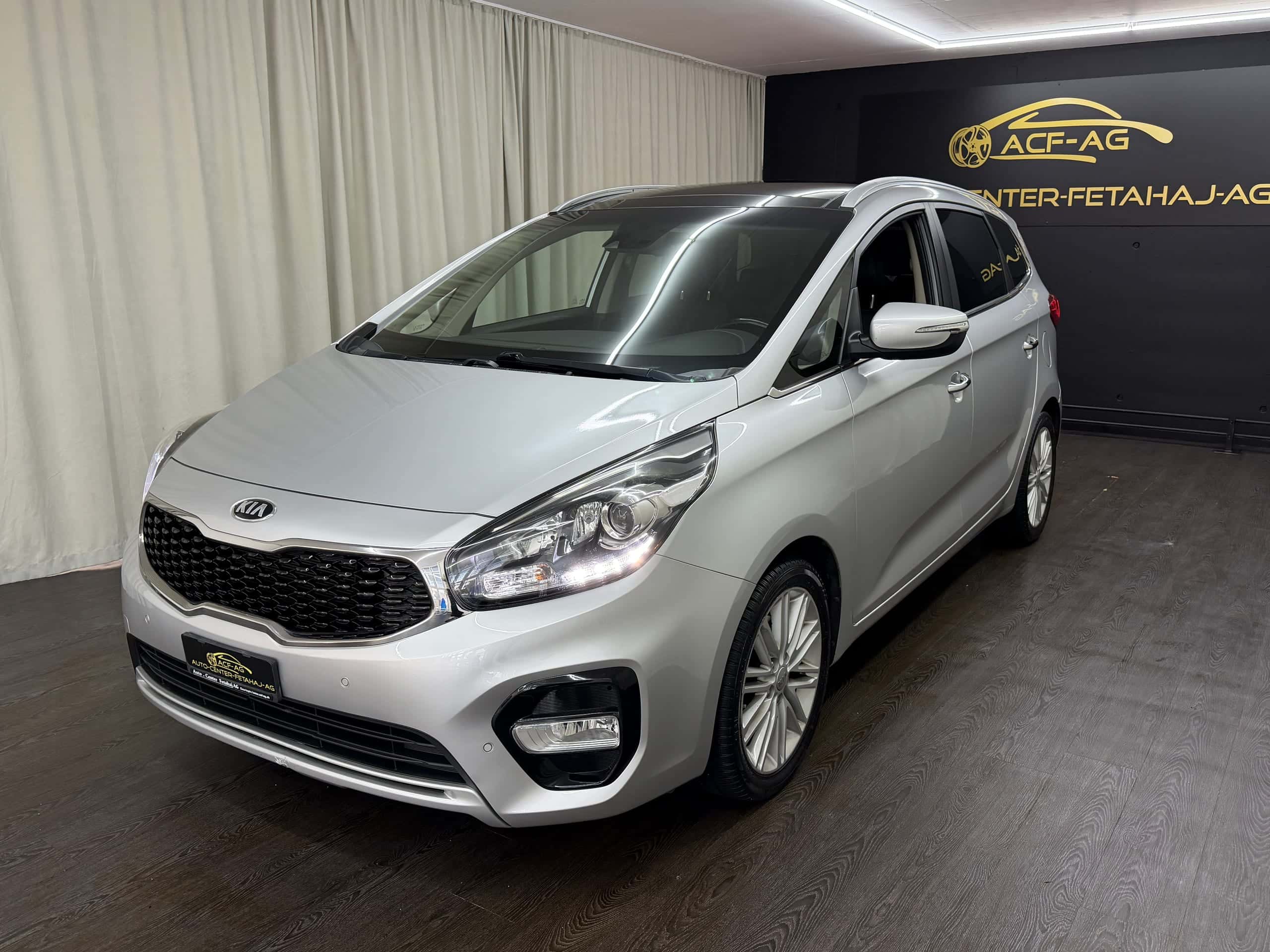 Kia Carens