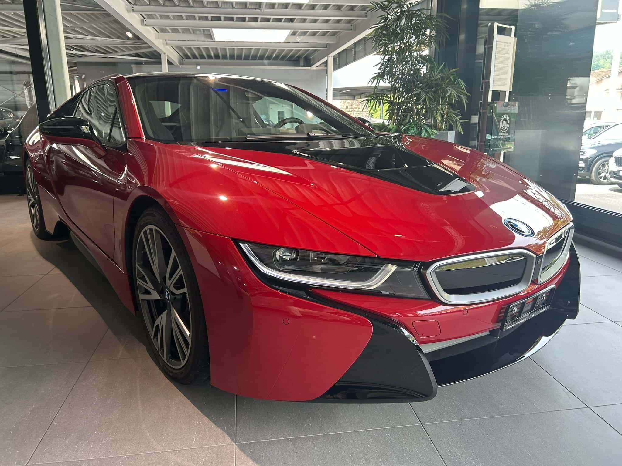 BMW i8