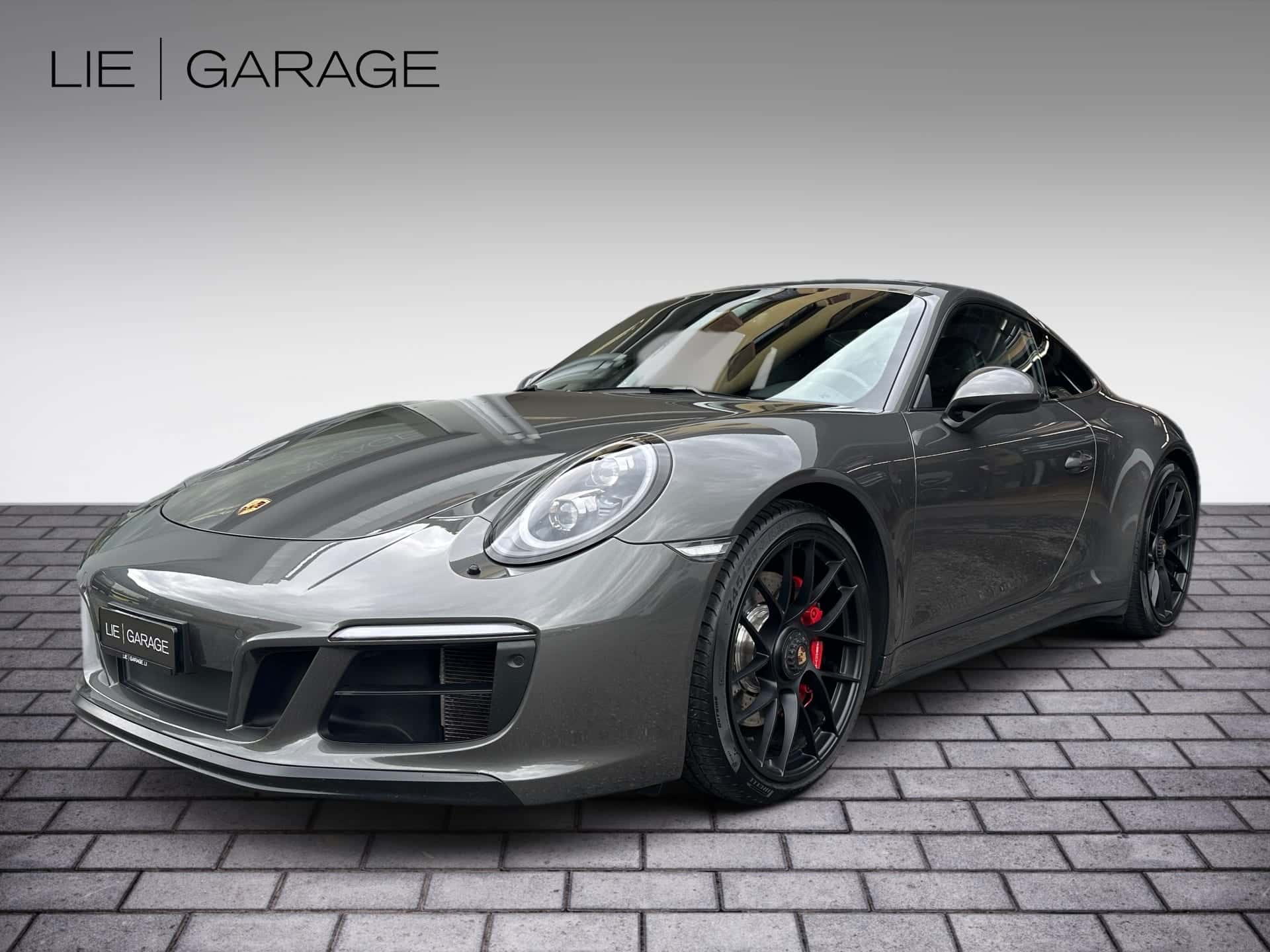 Porsche 911