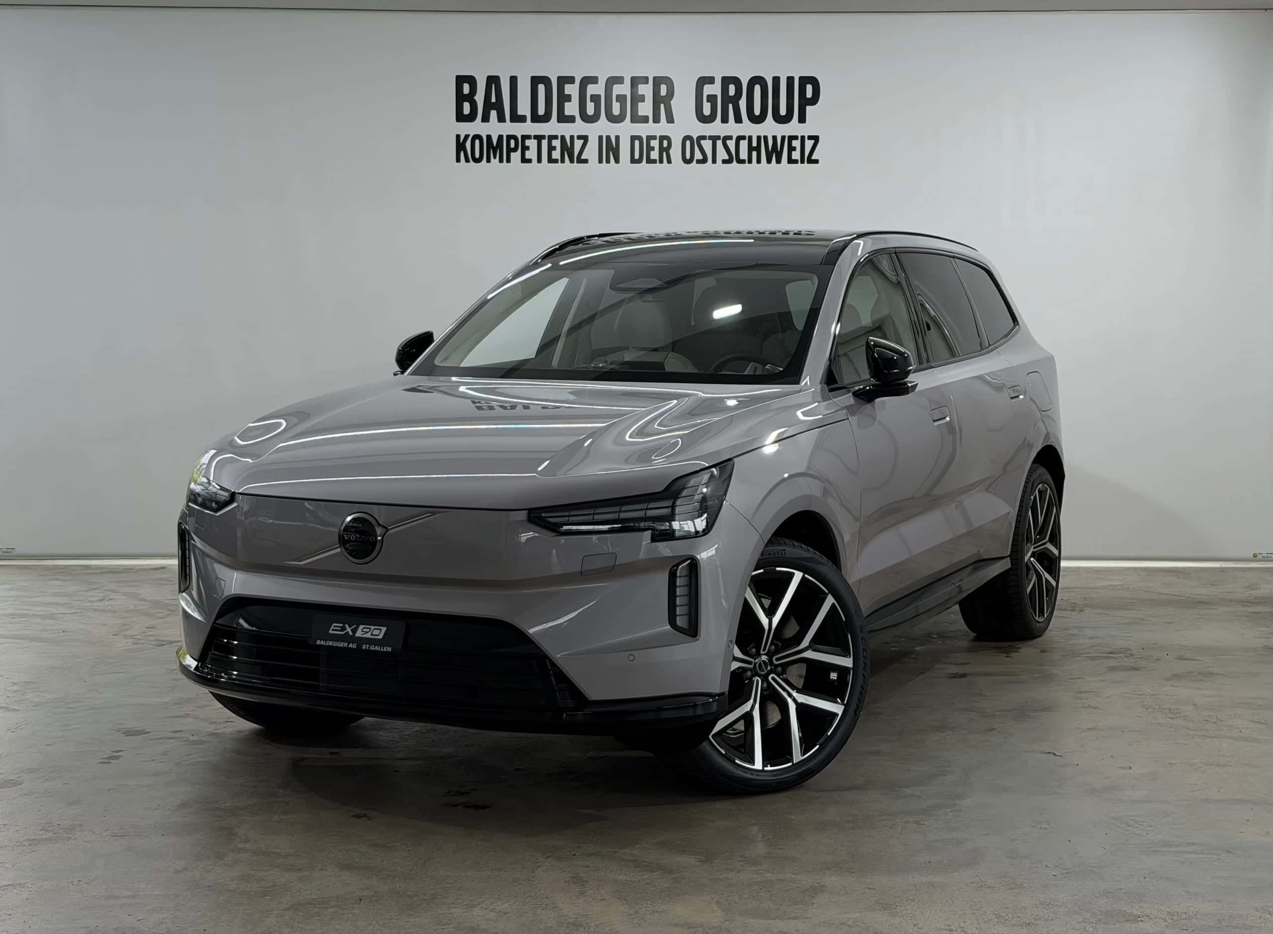 Volvo EX90