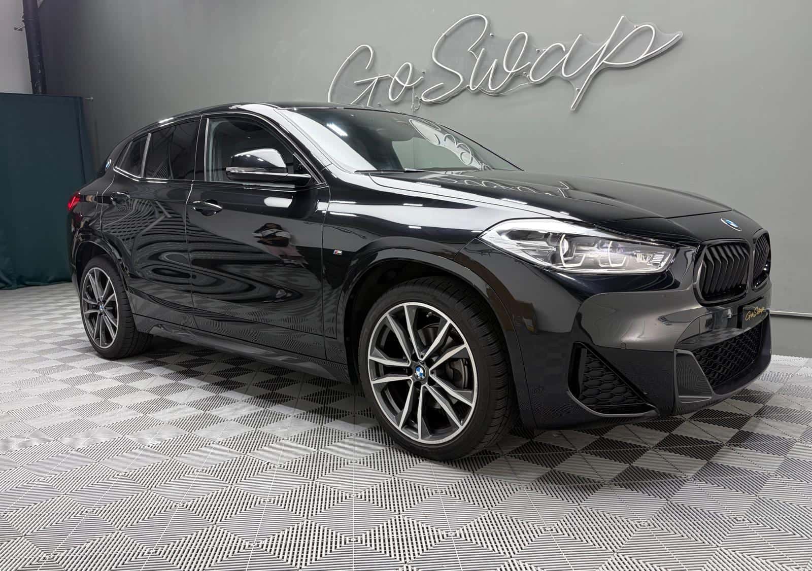 BMW X2