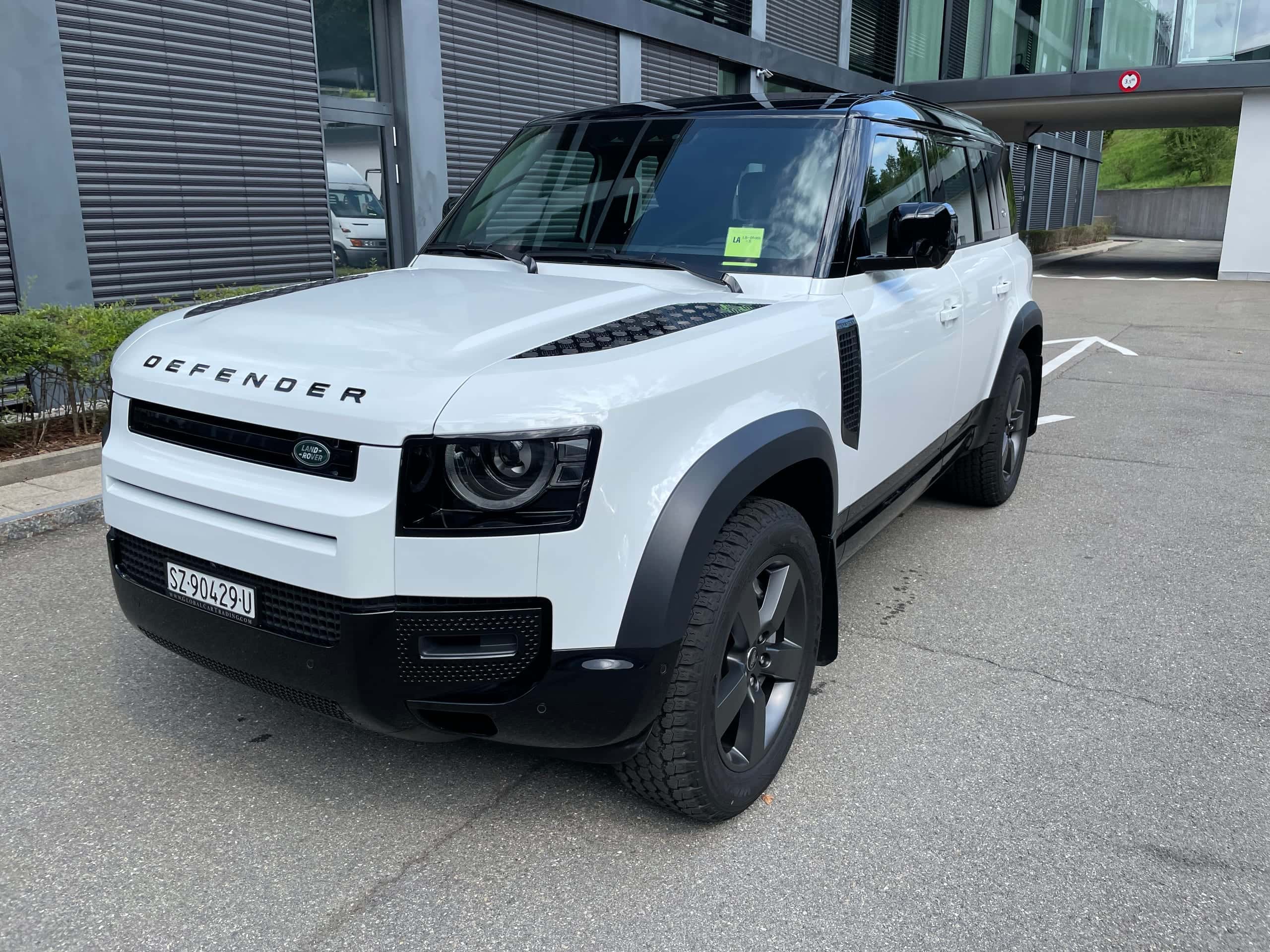 Land Rover Defender