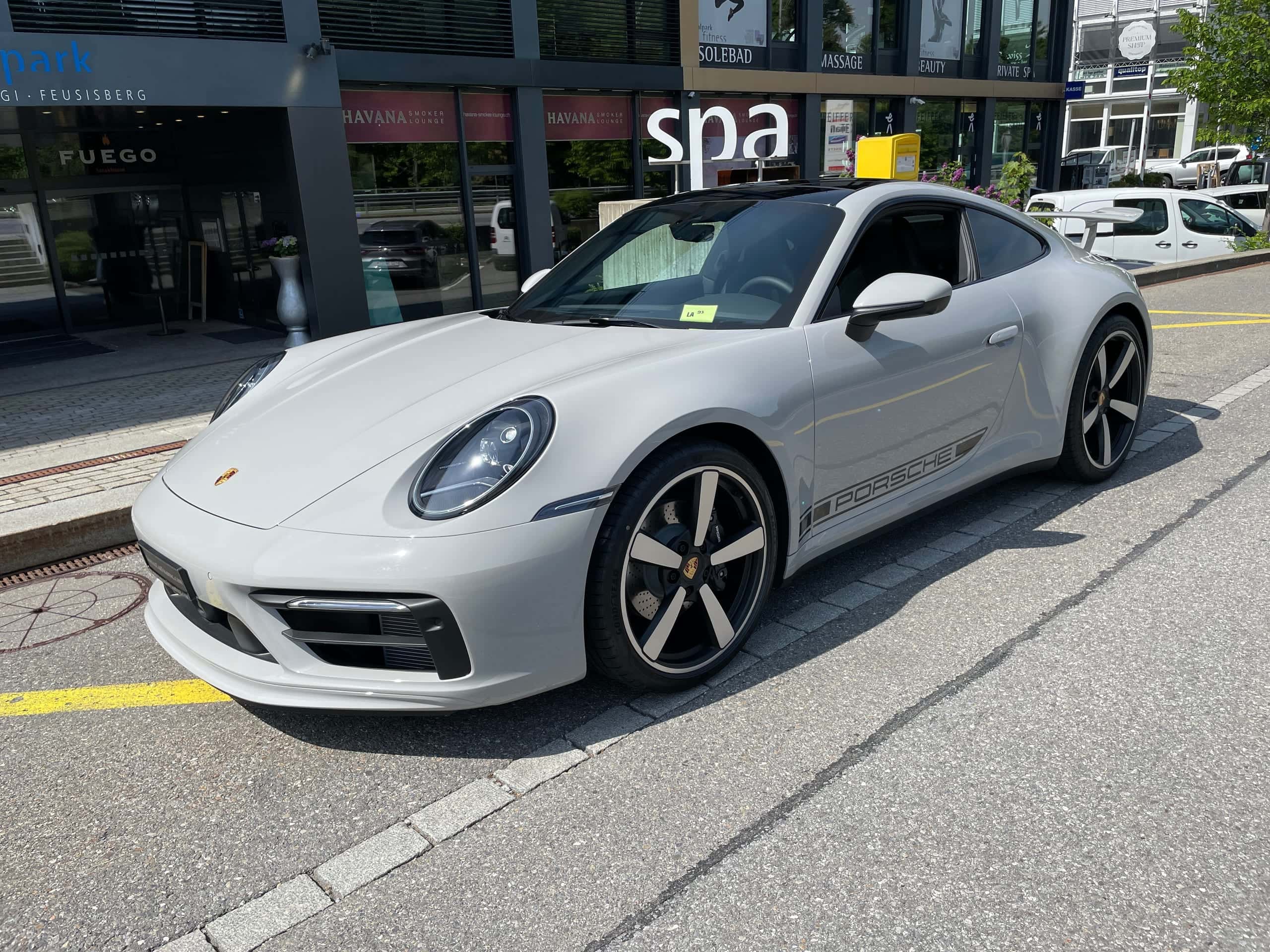Porsche 911
