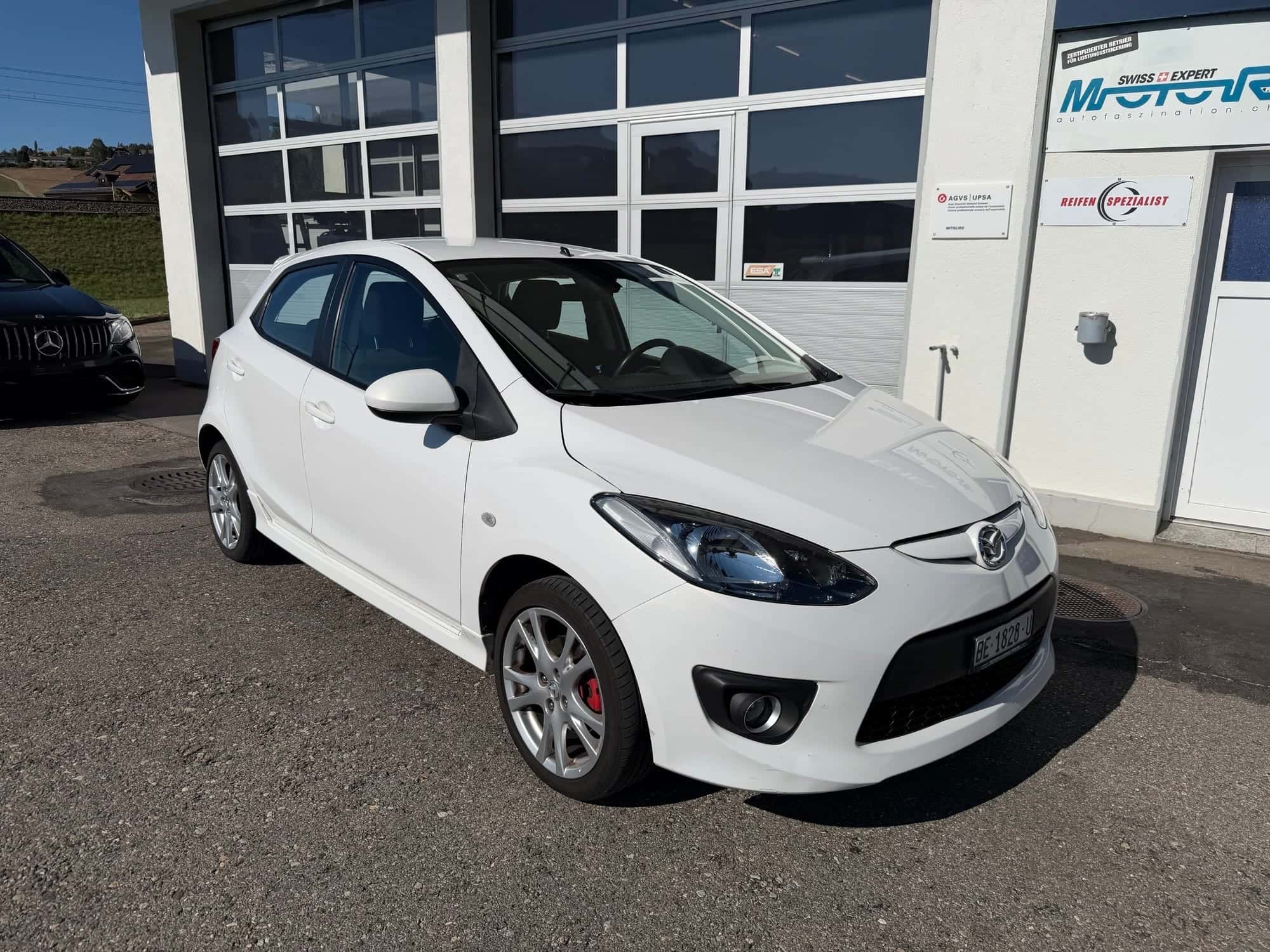Mazda 2