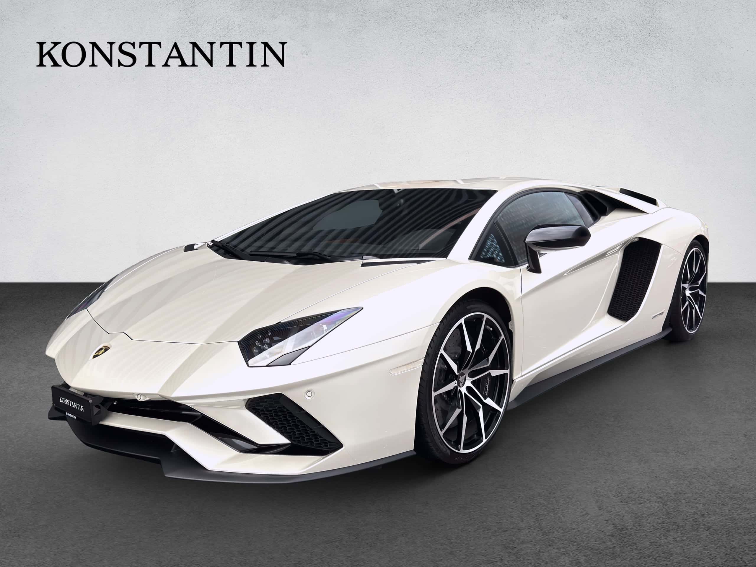 Lamborghini Aventador