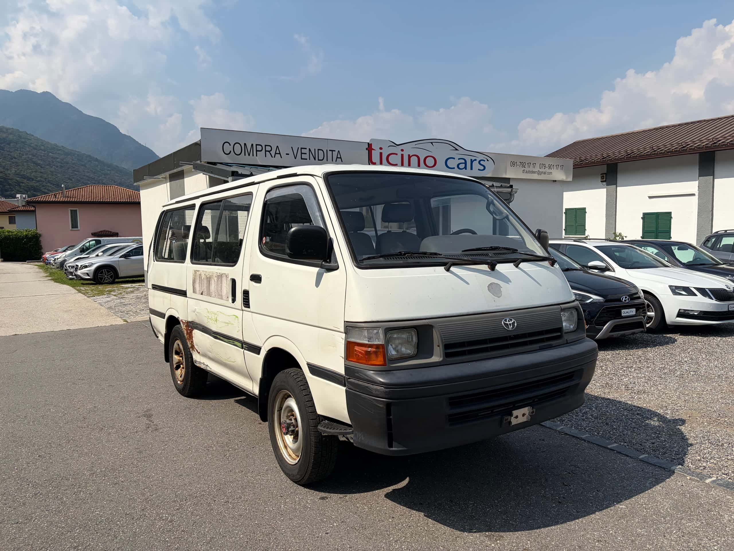 Toyota Hiace