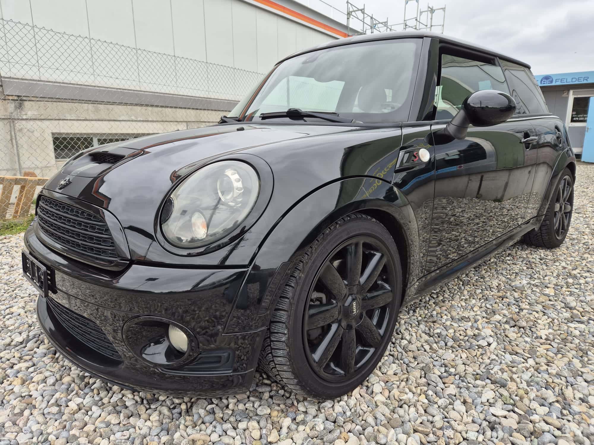 Mini Mini
