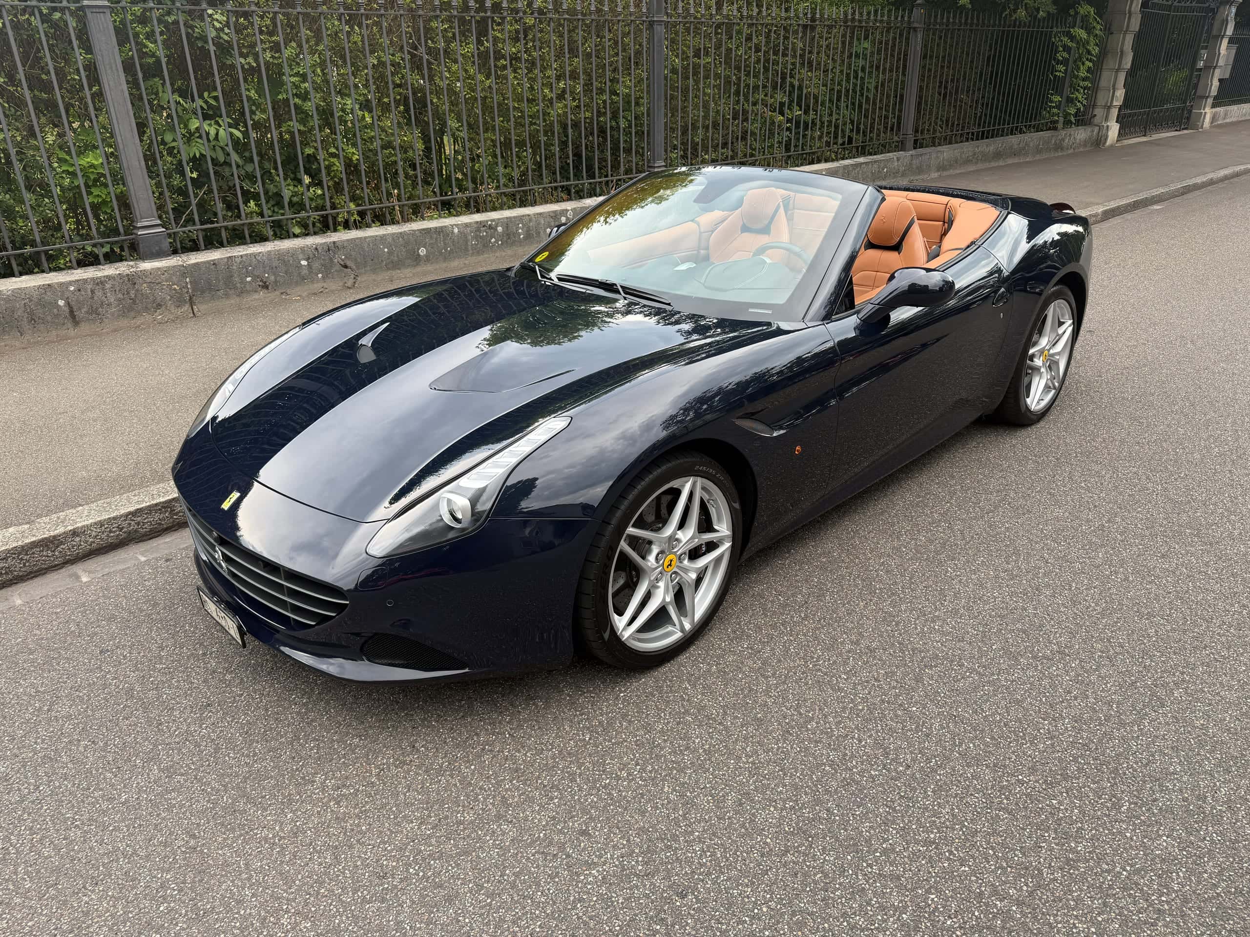 Ferrari California