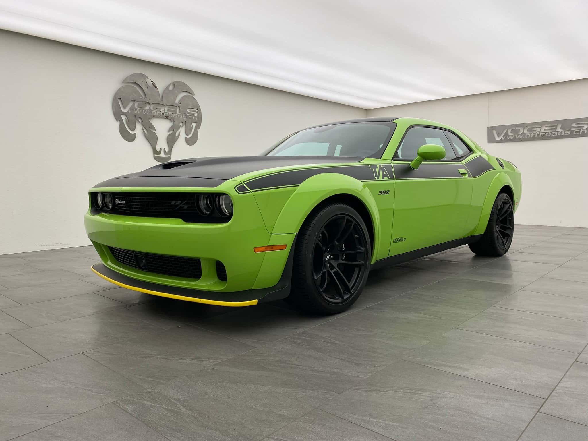 Dodge Challenger