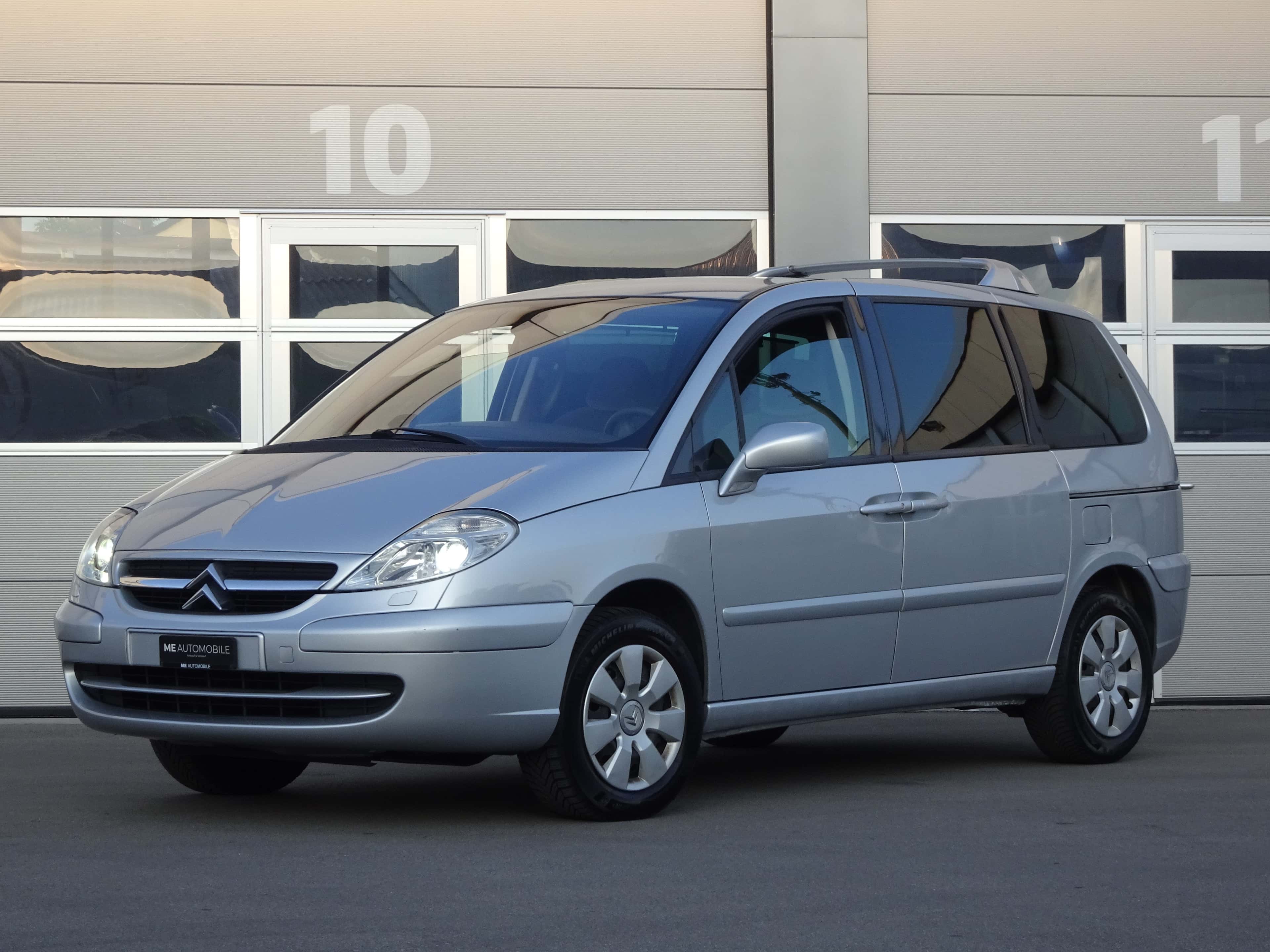 Citroën C8