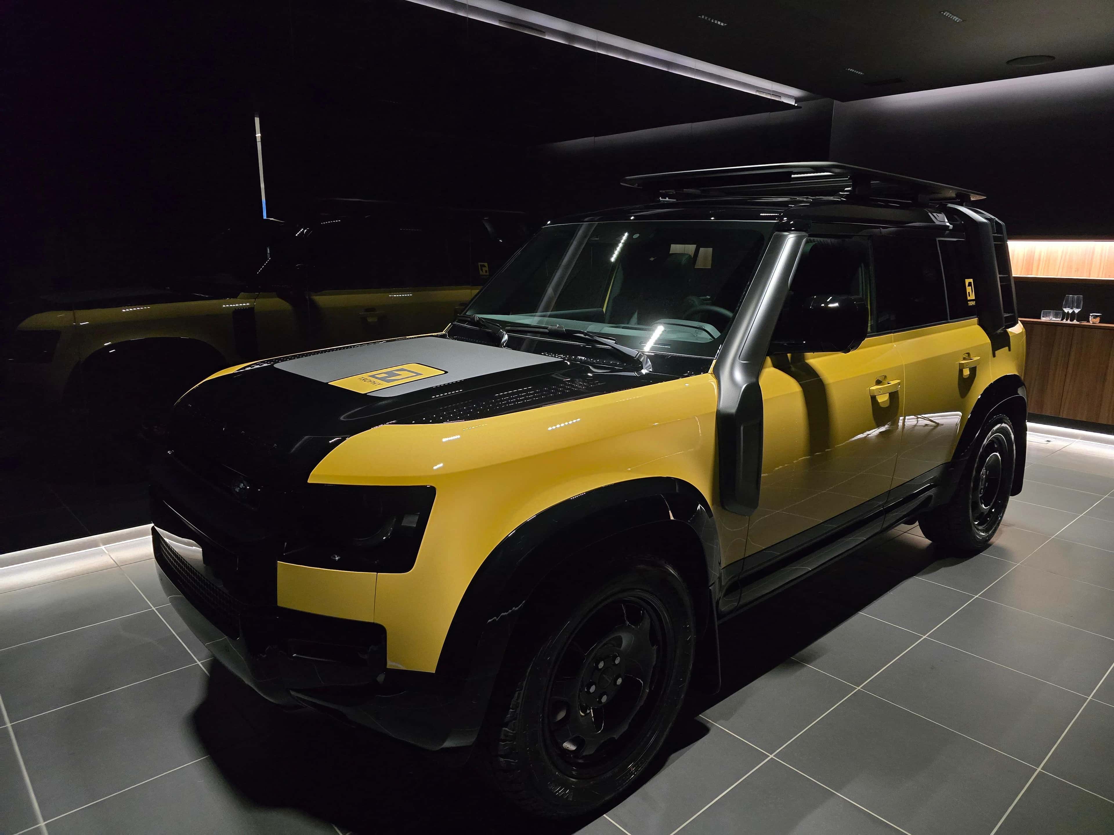 Land Rover Defender