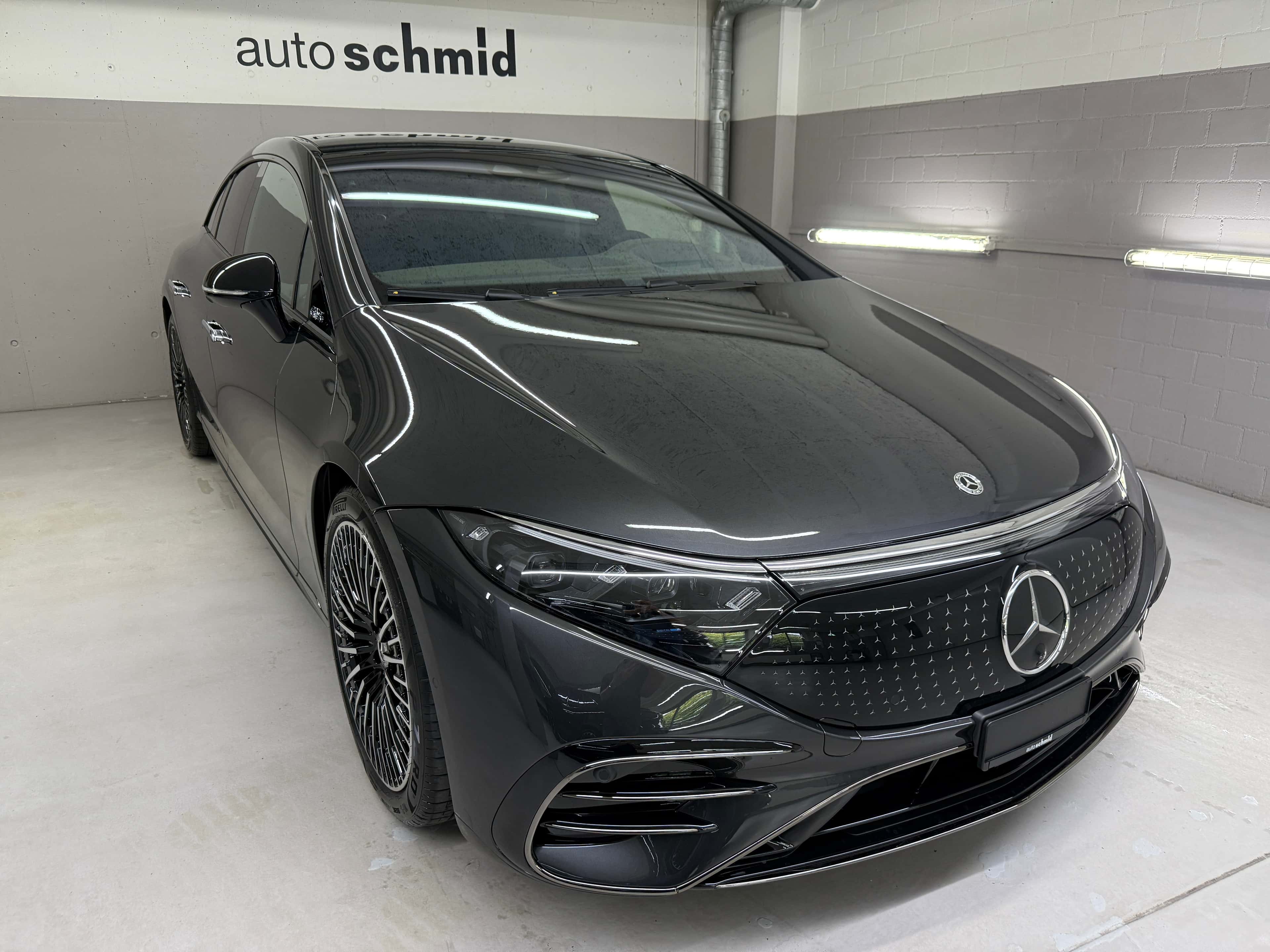Mercedes-Benz EQS