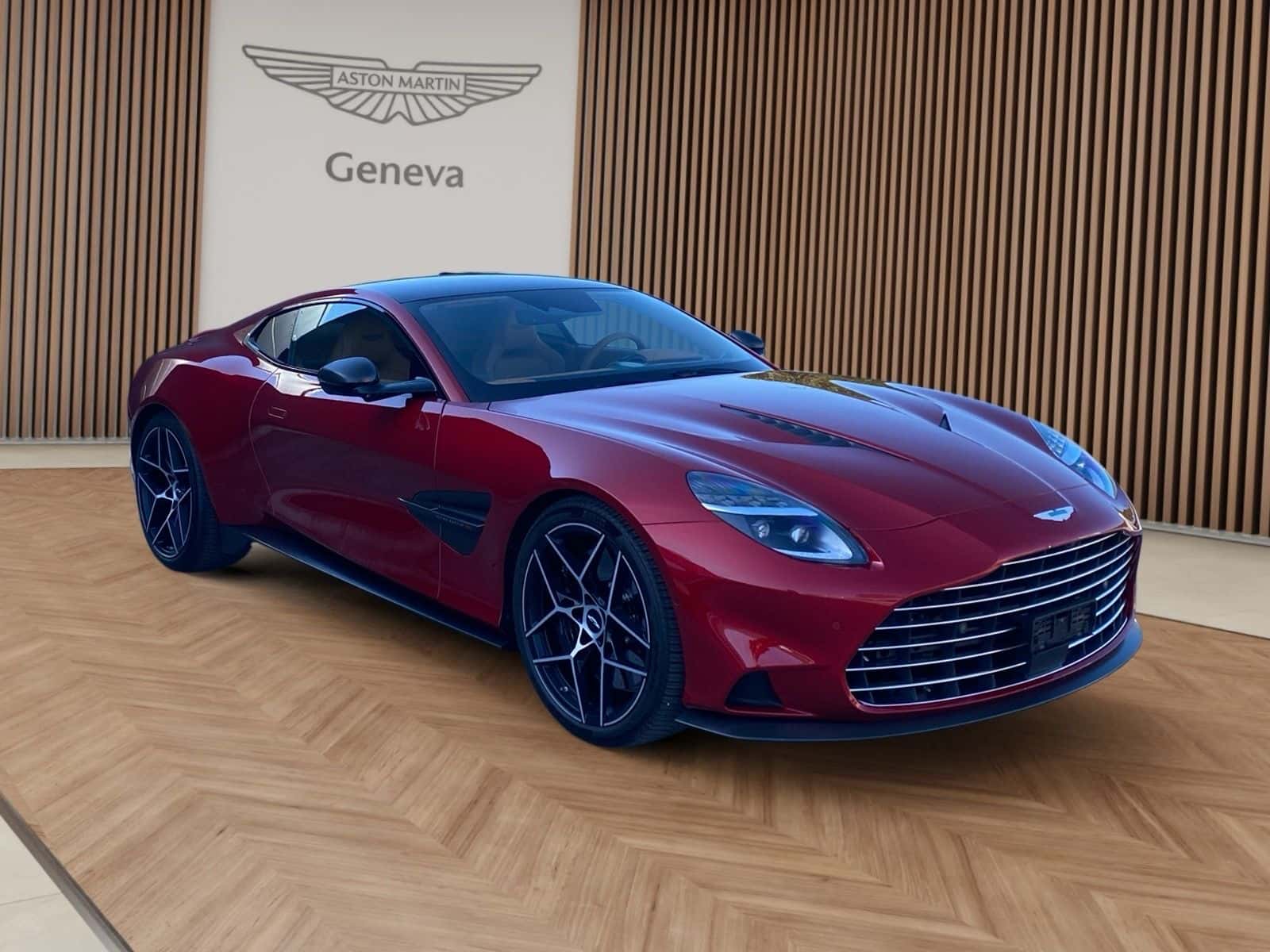 Aston Martin V12 Vanquish