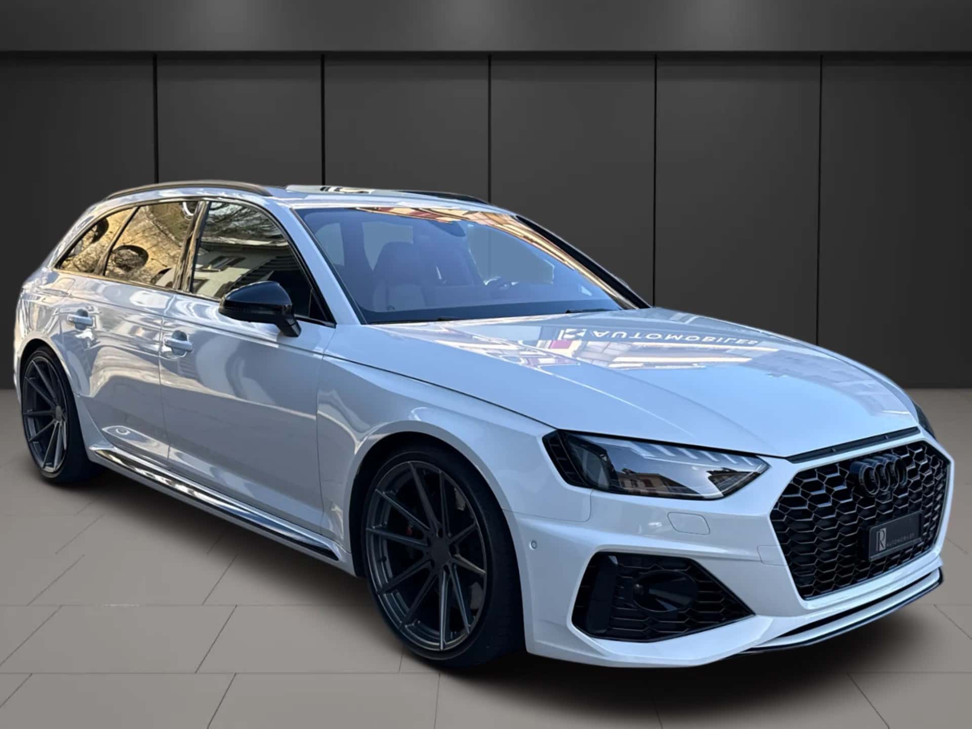 Audi S4 / RS4