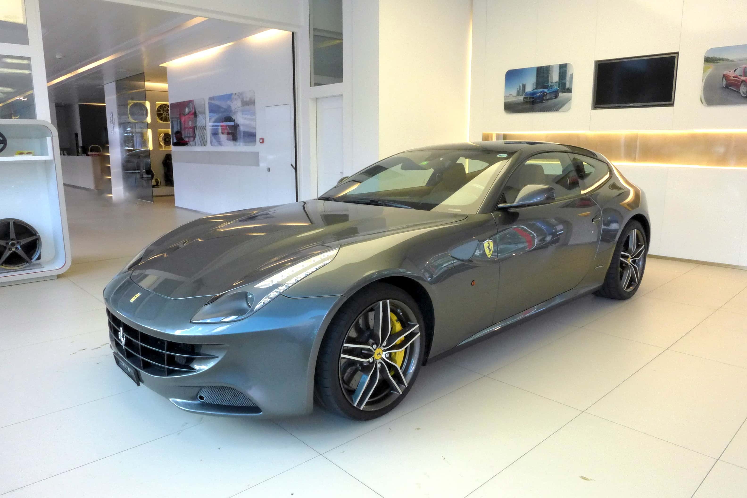 Ferrari FF