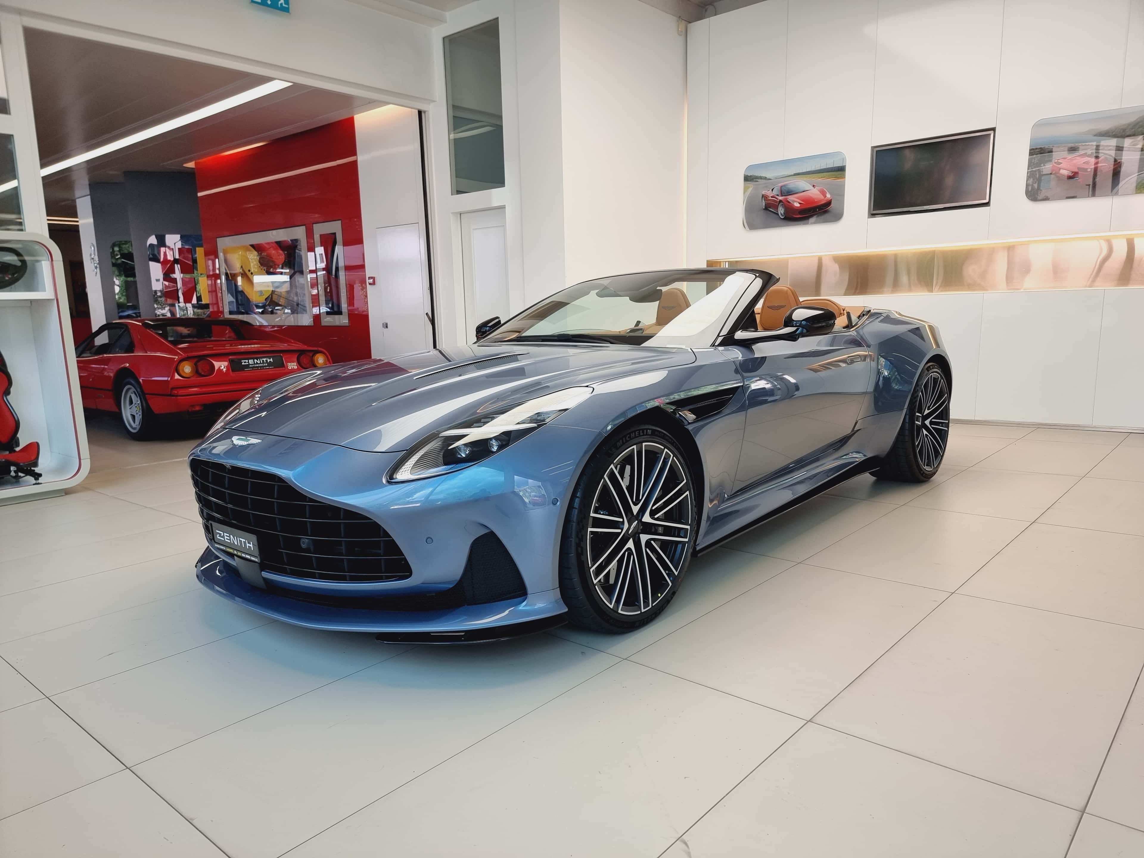 Aston Martin DB12