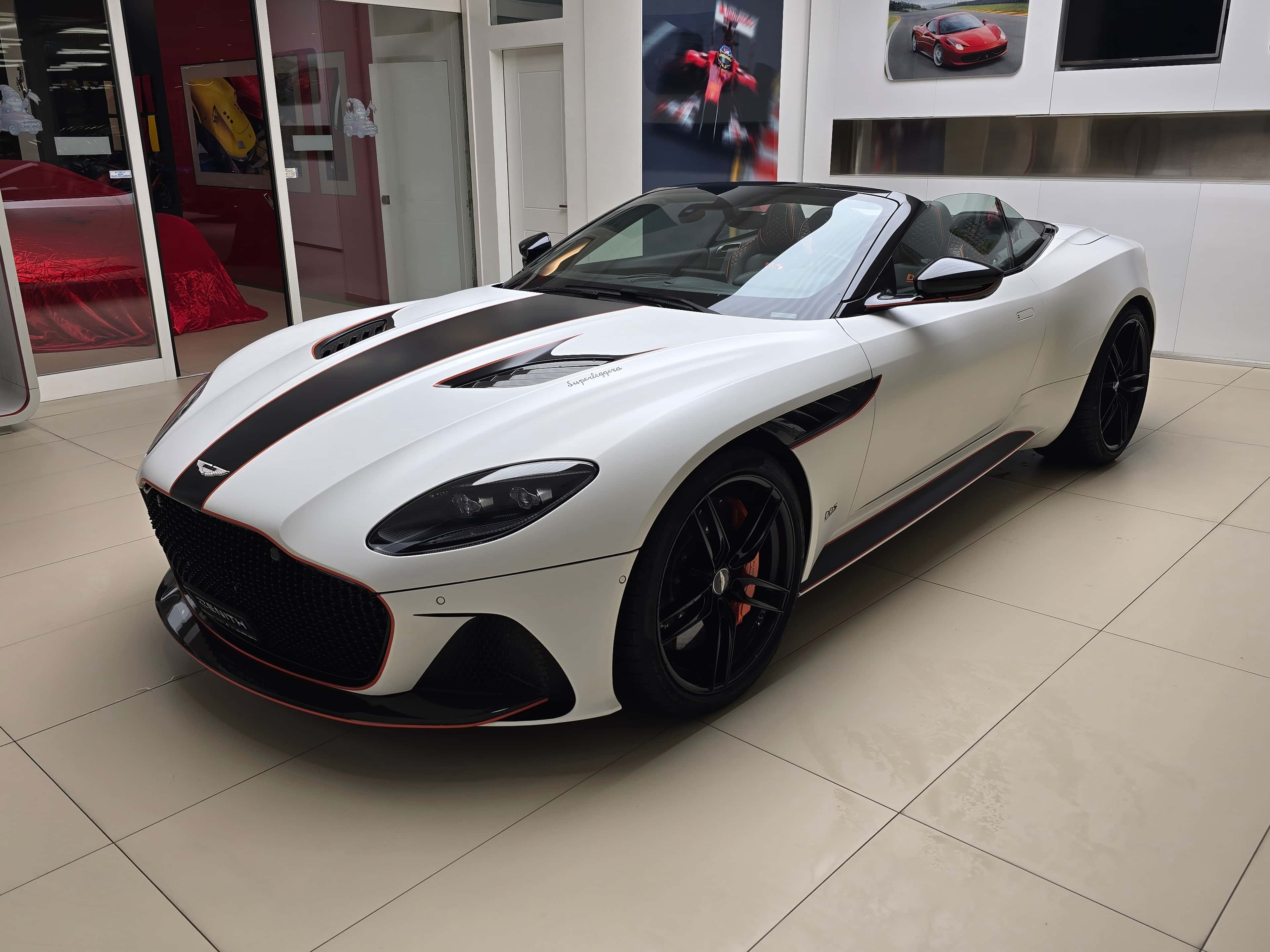 Aston Martin DB9/DBS