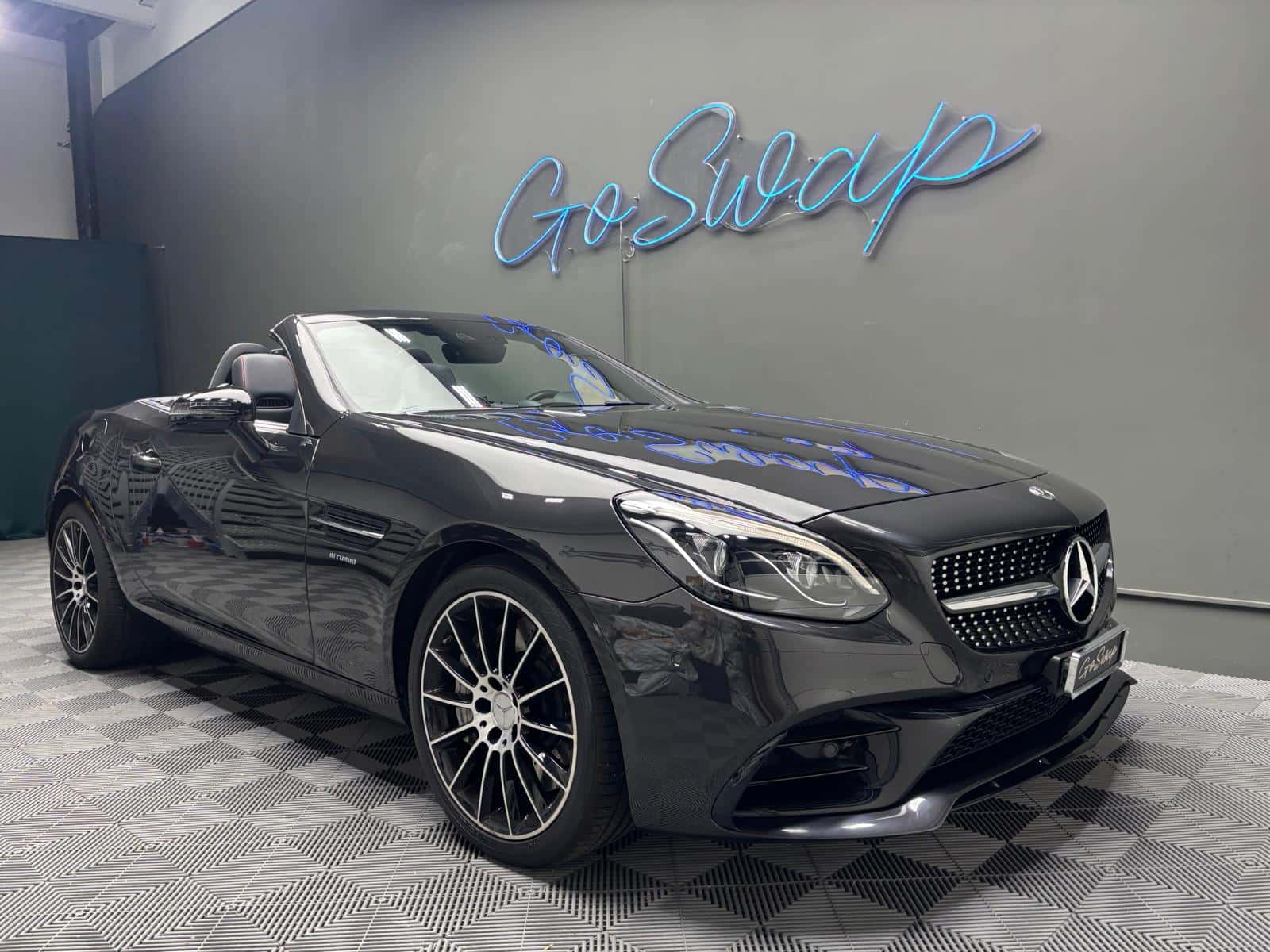 Mercedes-Benz SLC