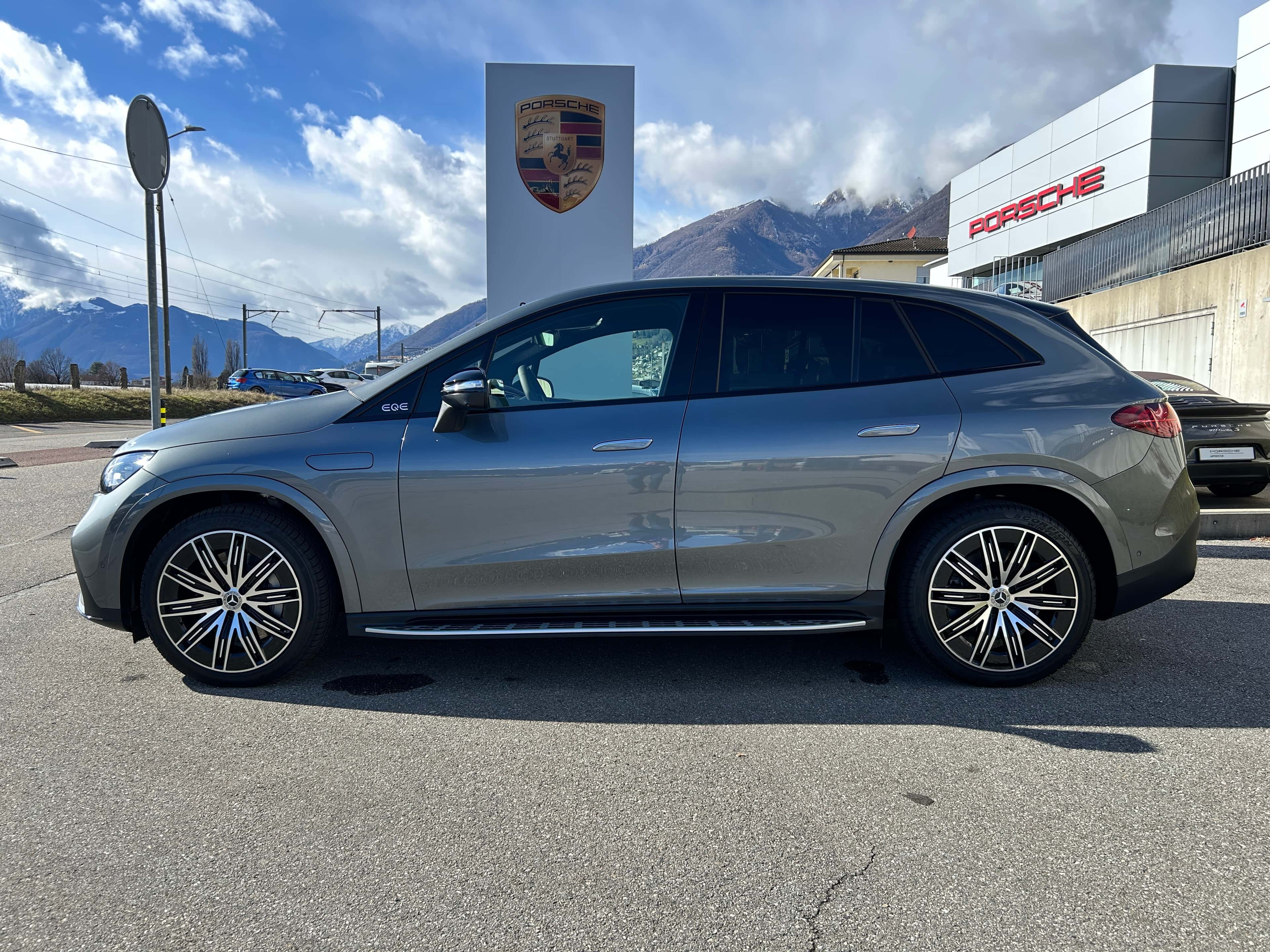 Mercedes-Benz EQE