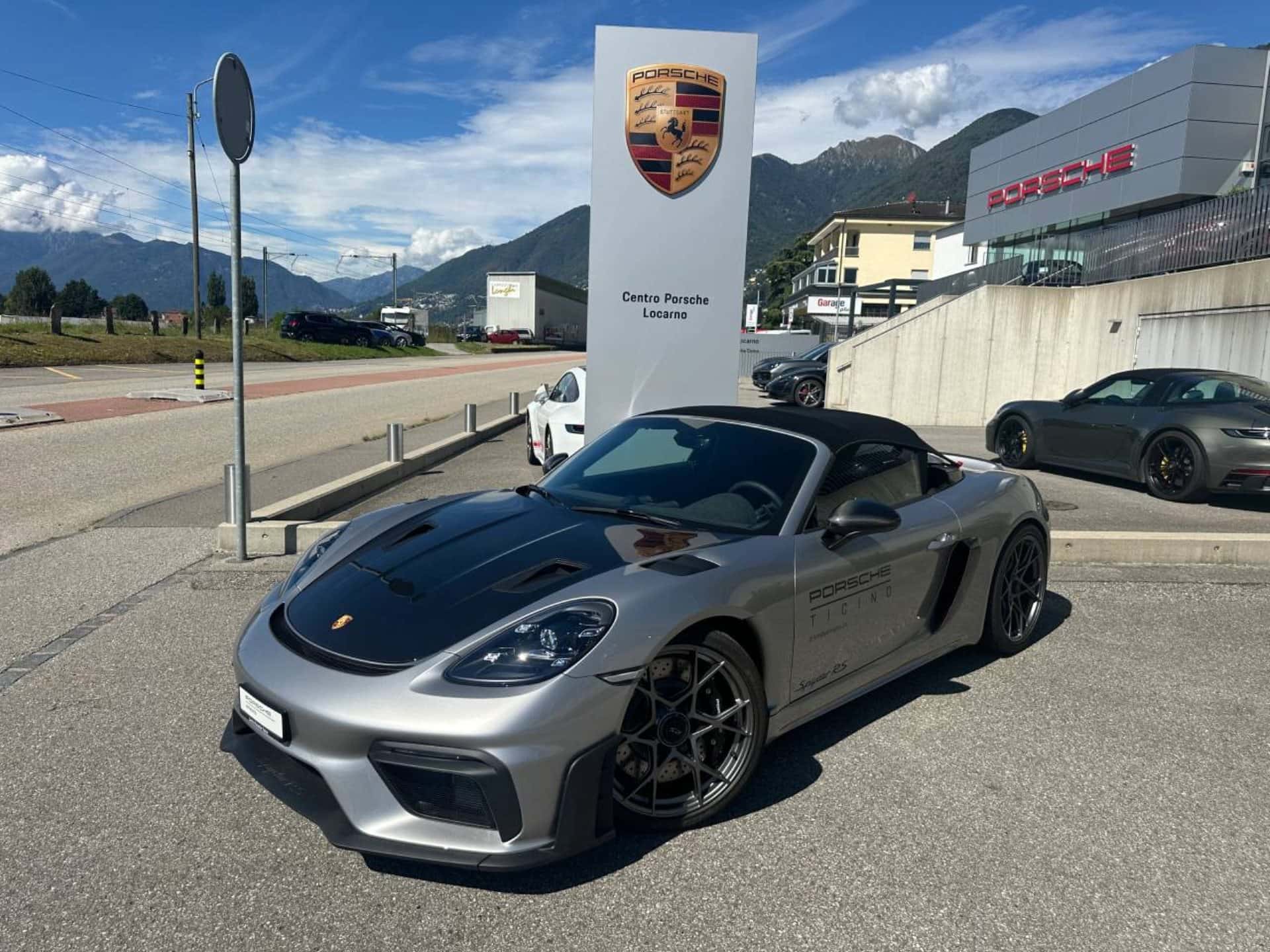 Porsche 718