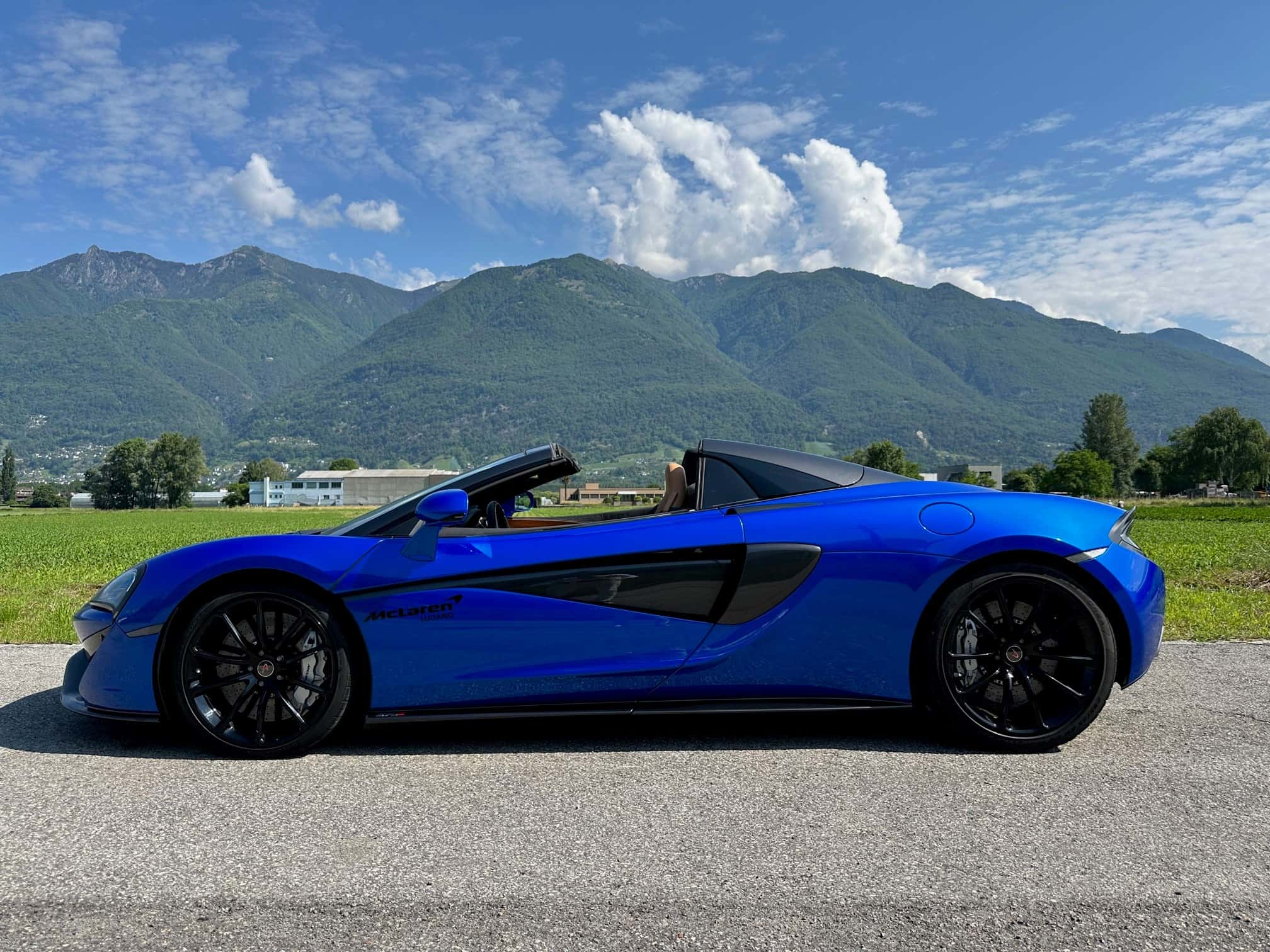 McLaren 570S