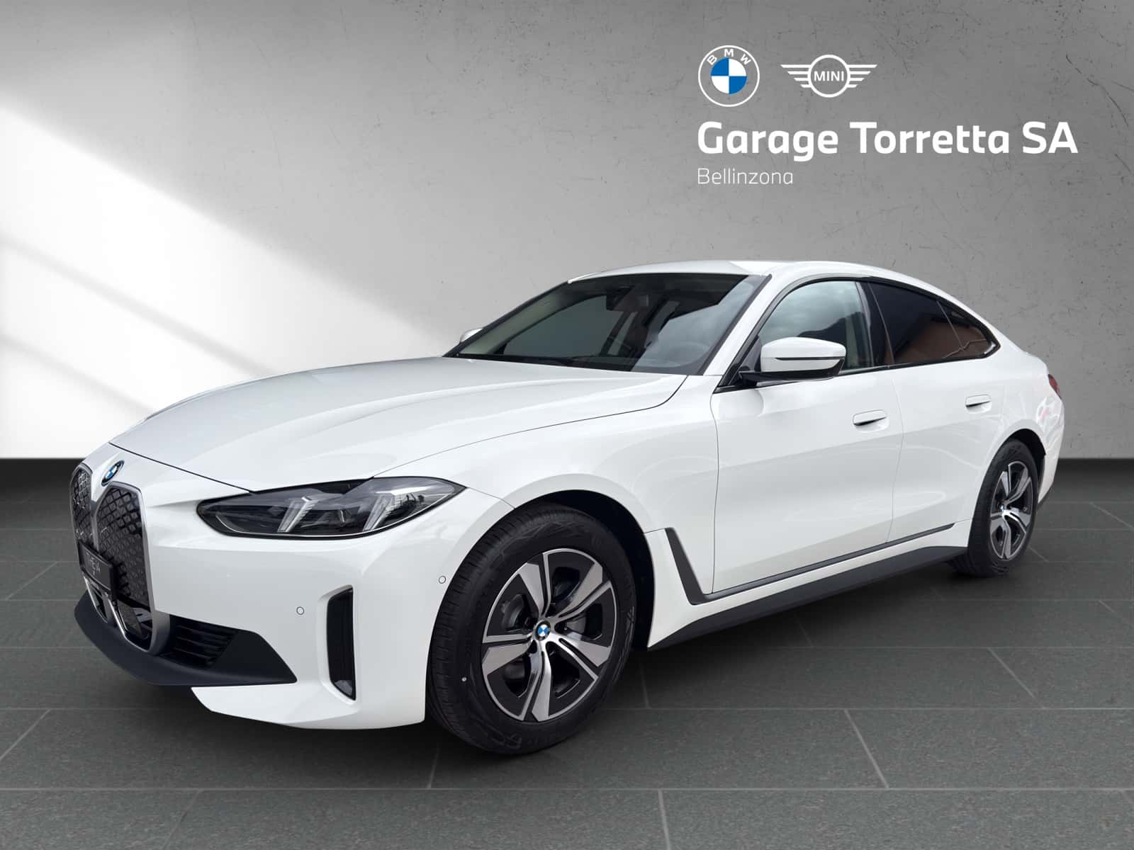 BMW i4