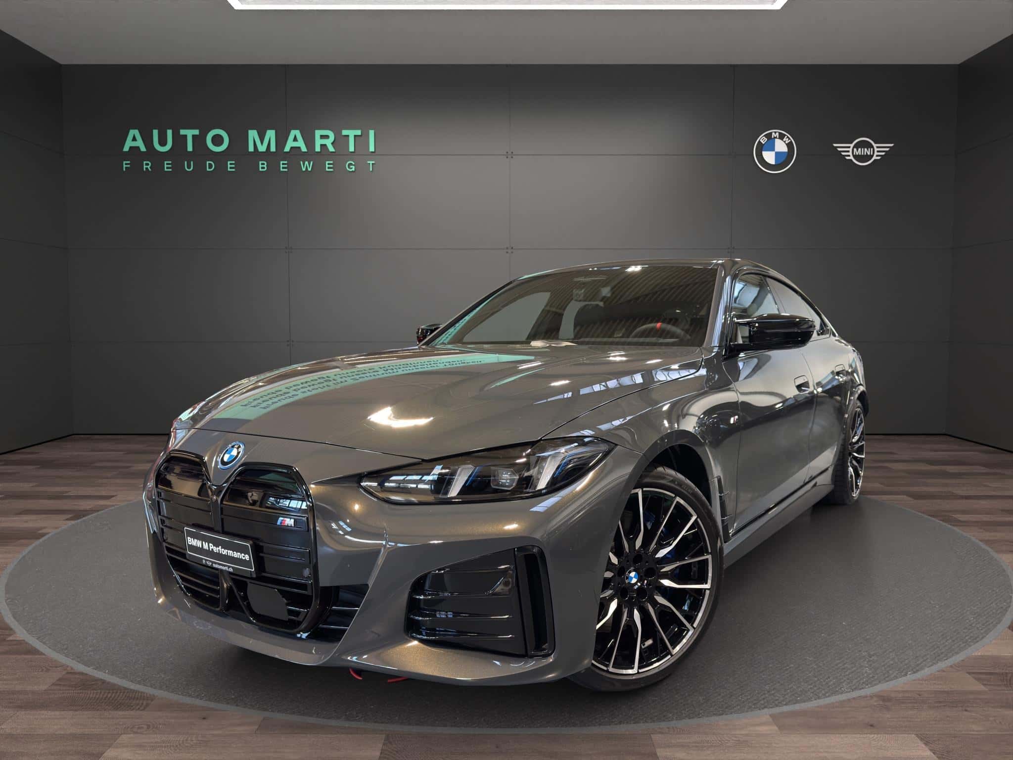 BMW i4