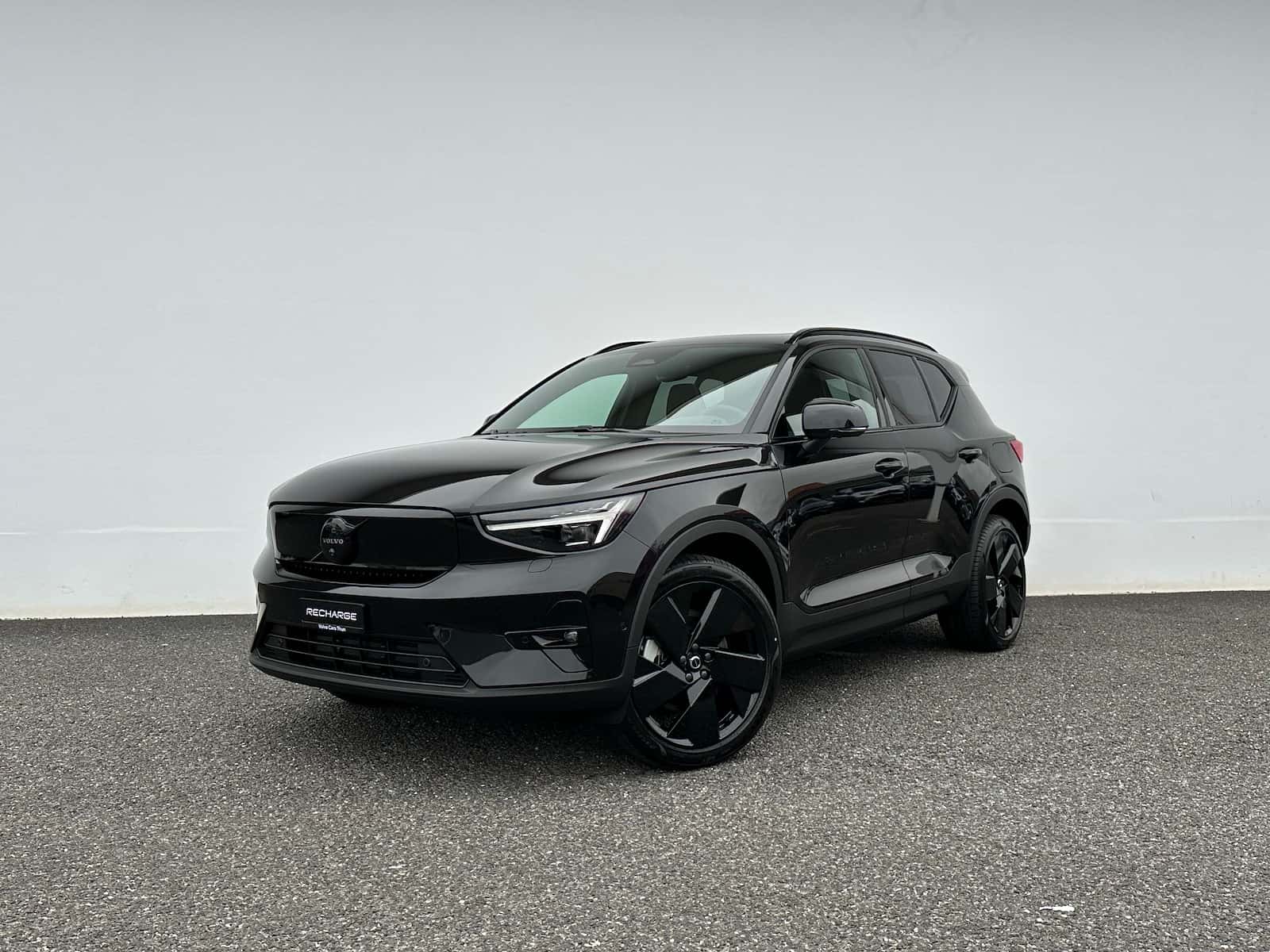 Volvo EX40